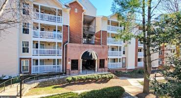 1504 LINCOLN WAY #118, MCLEAN, Virginia 22102, 2 Bedrooms Bedrooms, ,2 BathroomsBathrooms,Residential,For sale,1504 LINCOLN WAY #118,VAFX2248676 MLS # VAFX2248676