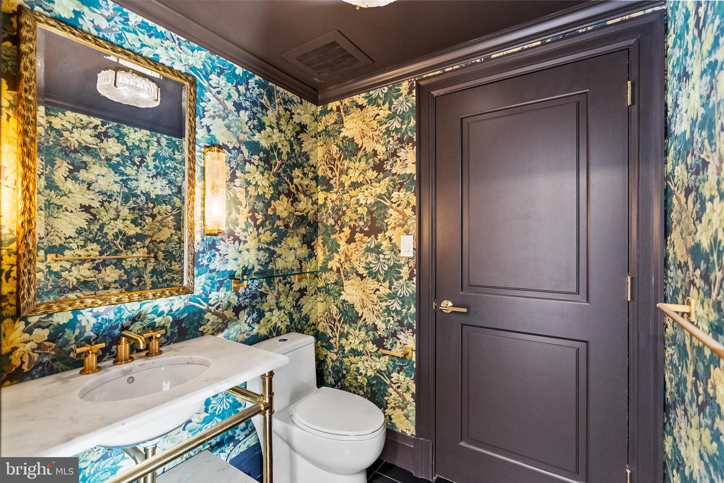 1401 Q ST NW #605, WASHINGTON, District Of Columbia 20009, 2 Bedrooms Bedrooms, ,2 BathroomsBathrooms,Residential,For sale,1401 Q ST NW #605,DCDC2206356 MLS # DCDC2206356