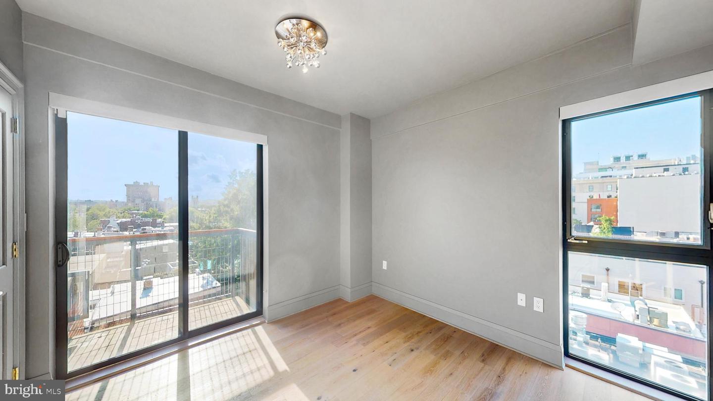 1401 Q ST NW #605, WASHINGTON, District Of Columbia 20009, 2 Bedrooms Bedrooms, ,2 BathroomsBathrooms,Residential,For sale,1401 Q ST NW #605,DCDC2206356 MLS # DCDC2206356