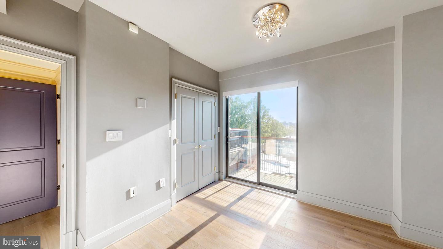 1401 Q ST NW #605, WASHINGTON, District Of Columbia 20009, 2 Bedrooms Bedrooms, ,2 BathroomsBathrooms,Residential,For sale,1401 Q ST NW #605,DCDC2206356 MLS # DCDC2206356