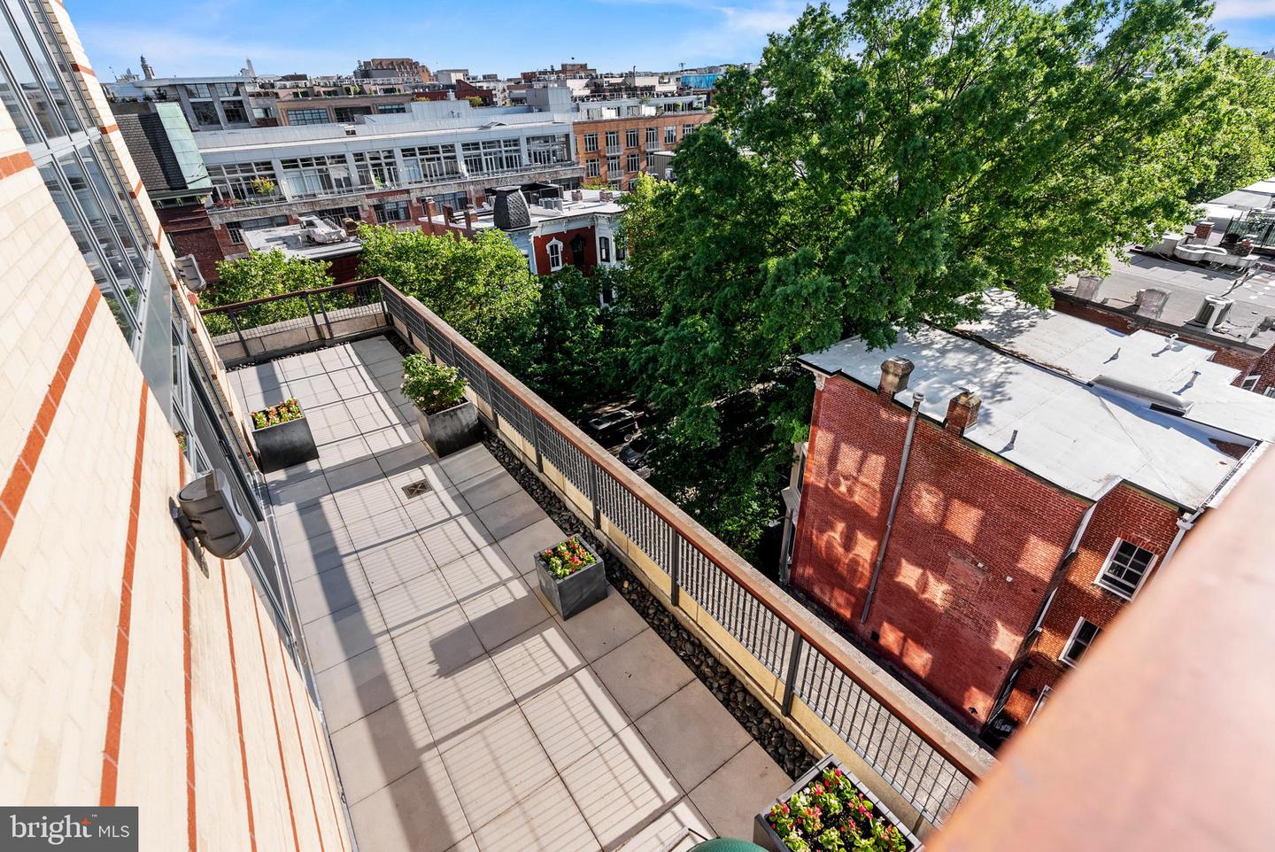 1401 Q ST NW #605, WASHINGTON, District Of Columbia 20009, 2 Bedrooms Bedrooms, ,2 BathroomsBathrooms,Residential,For sale,1401 Q ST NW #605,DCDC2206356 MLS # DCDC2206356