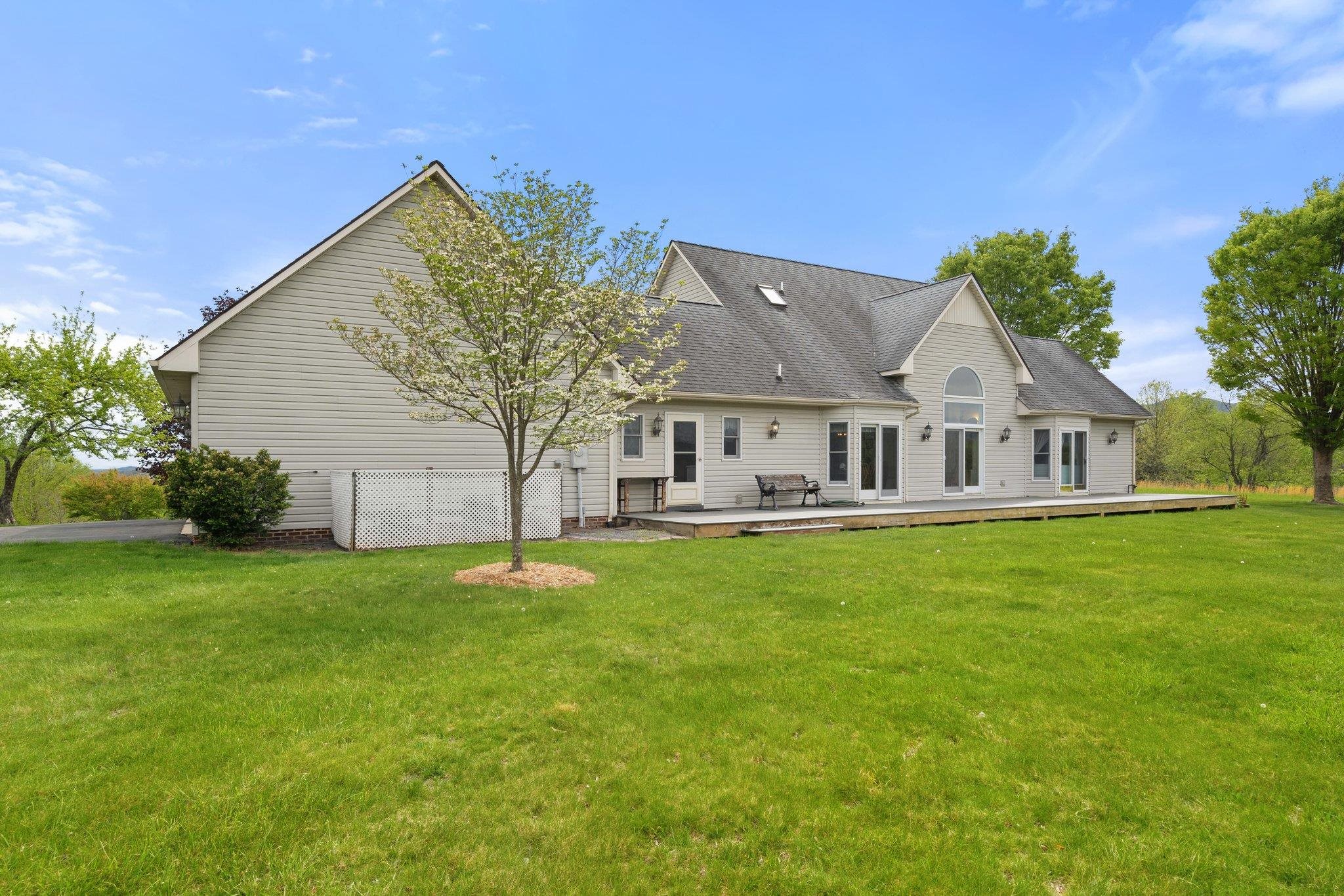 104 TALIAFERRO DR, CHURCHVILLE, Virginia 24421, 4 Bedrooms Bedrooms, ,3 BathroomsBathrooms,Residential,104 TALIAFERRO DR,663628 MLS # 663628