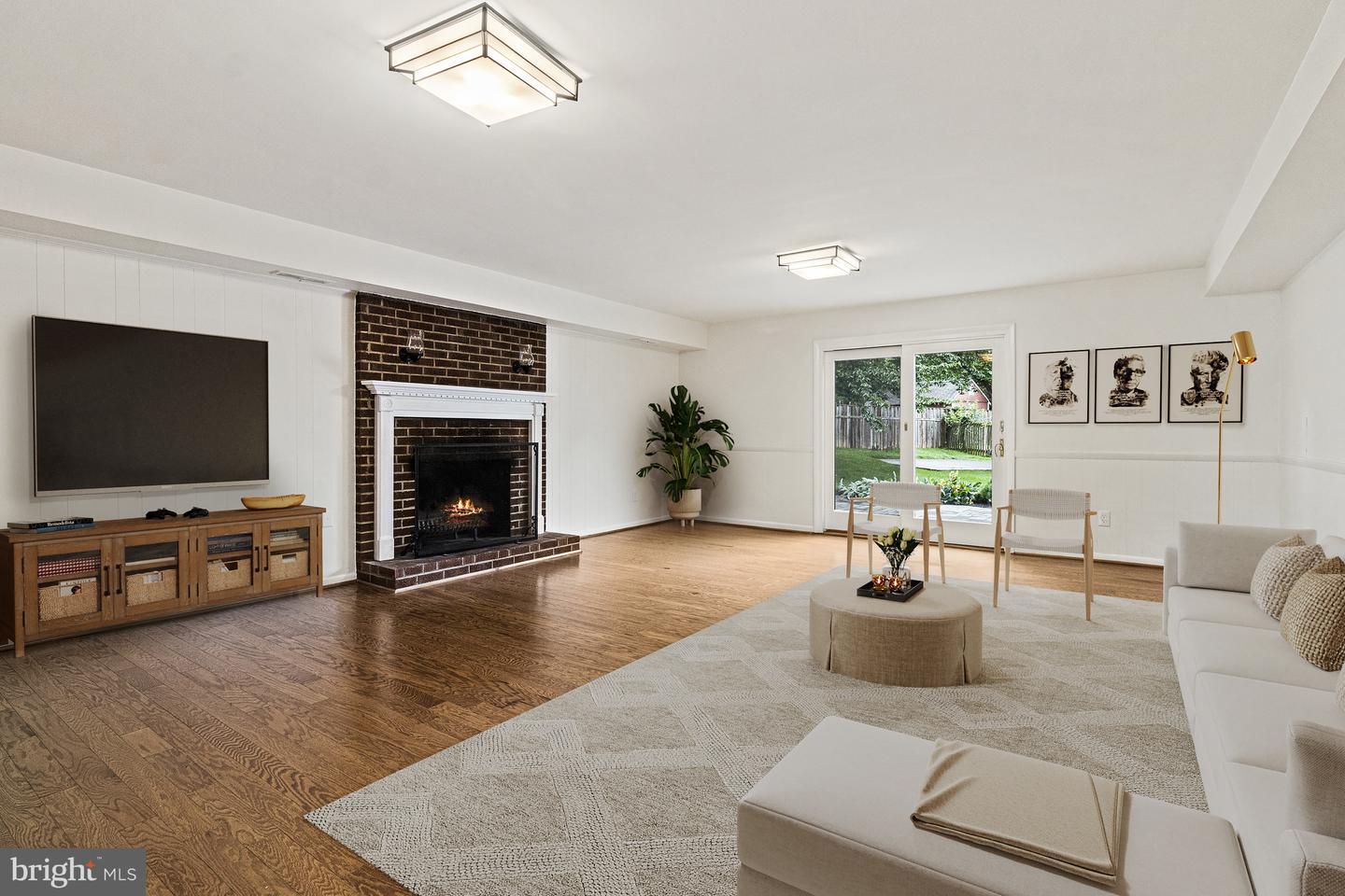 7119 SEA CLIFF RD, MCLEAN, Virginia 22101, 4 Bedrooms Bedrooms, ,3 BathroomsBathrooms,Residential,For sale,7119 SEA CLIFF RD,VAFX2248330 MLS # VAFX2248330
