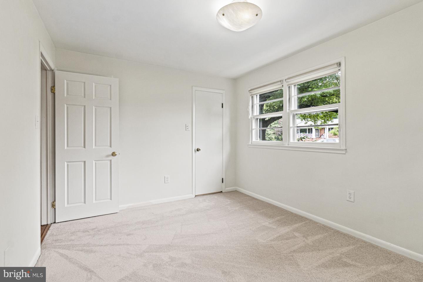 7119 SEA CLIFF RD, MCLEAN, Virginia 22101, 4 Bedrooms Bedrooms, ,3 BathroomsBathrooms,Residential,For sale,7119 SEA CLIFF RD,VAFX2248330 MLS # VAFX2248330