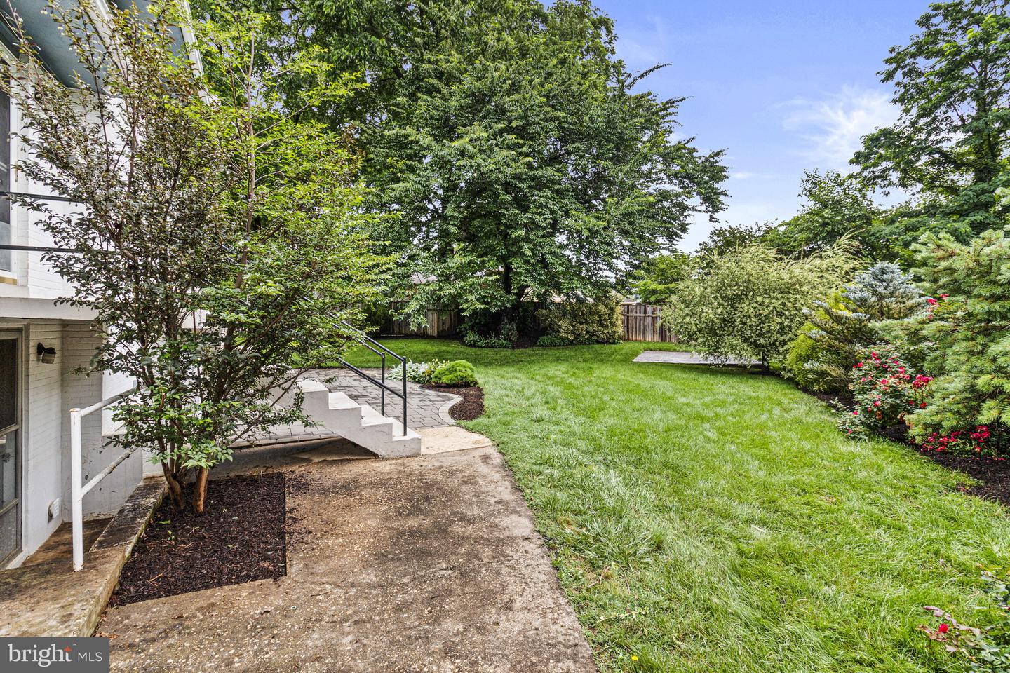 7119 SEA CLIFF RD, MCLEAN, Virginia 22101, 4 Bedrooms Bedrooms, ,3 BathroomsBathrooms,Residential,For sale,7119 SEA CLIFF RD,VAFX2248330 MLS # VAFX2248330