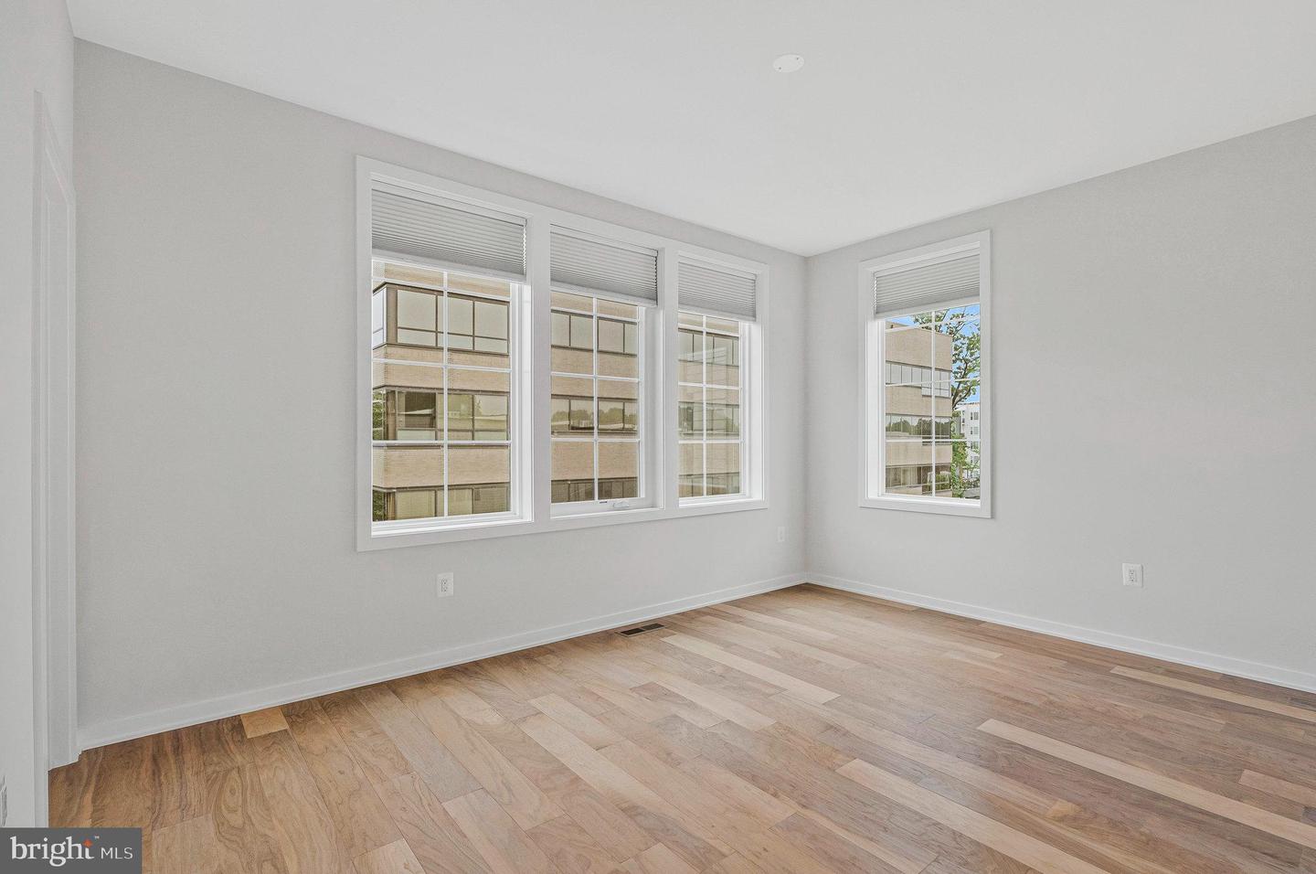 11724 PAYSONS WAY, RESTON, Virginia 20191, 4 Bedrooms Bedrooms, ,4 BathroomsBathrooms,Residential,For sale,11724 PAYSONS WAY,VAFX2248850 MLS # VAFX2248850