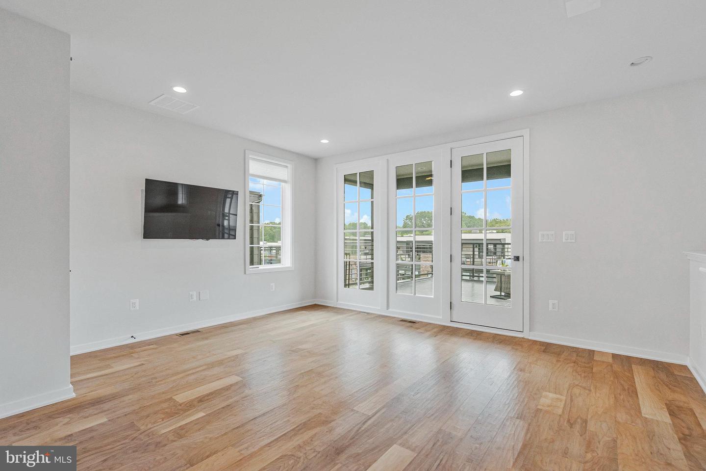 11724 PAYSONS WAY, RESTON, Virginia 20191, 4 Bedrooms Bedrooms, ,4 BathroomsBathrooms,Residential,For sale,11724 PAYSONS WAY,VAFX2248850 MLS # VAFX2248850