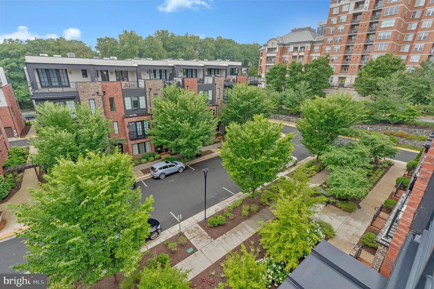 11724 PAYSONS WAY, RESTON, Virginia 20191, 4 Bedrooms Bedrooms, ,4 BathroomsBathrooms,Residential,For sale,11724 PAYSONS WAY,VAFX2248850 MLS # VAFX2248850
