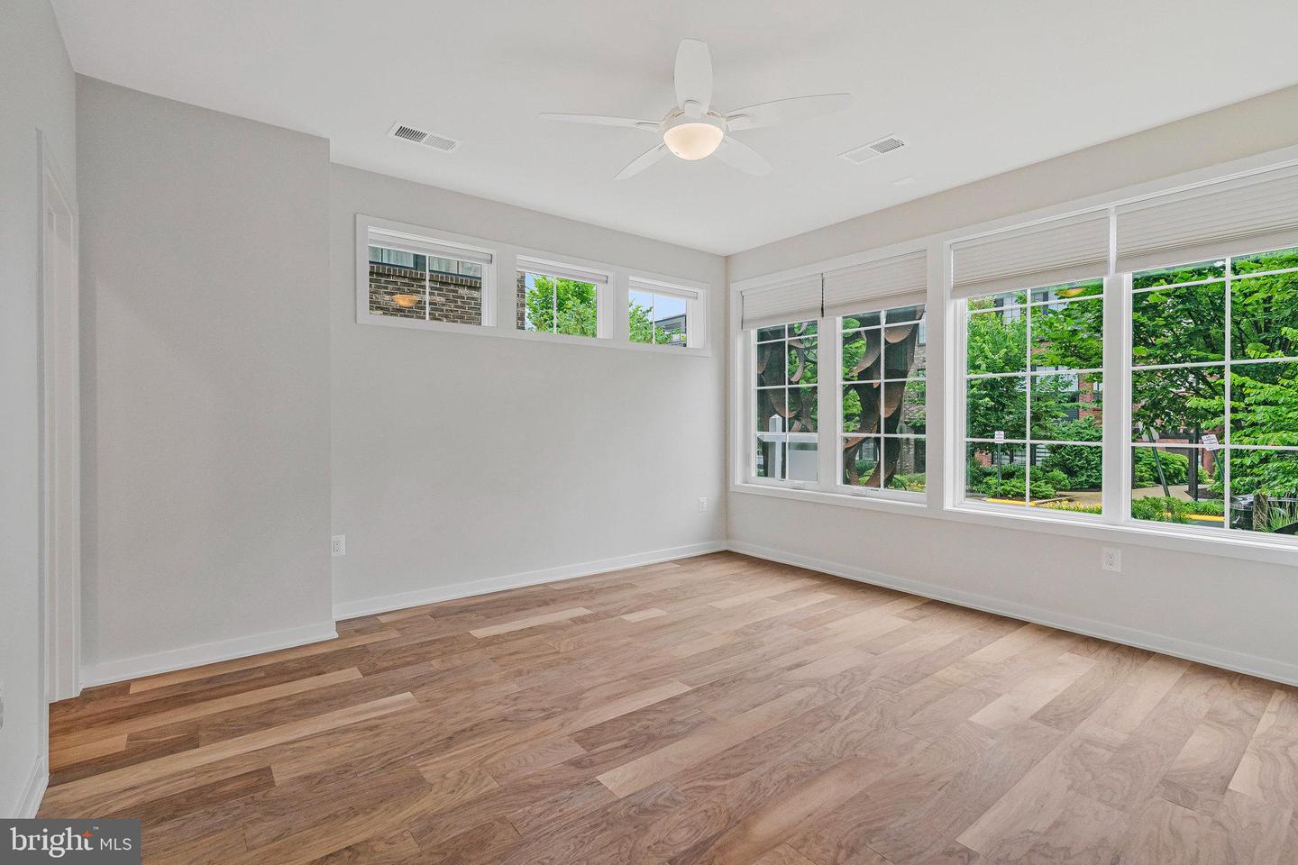11724 PAYSONS WAY, RESTON, Virginia 20191, 4 Bedrooms Bedrooms, ,4 BathroomsBathrooms,Residential,For sale,11724 PAYSONS WAY,VAFX2248850 MLS # VAFX2248850