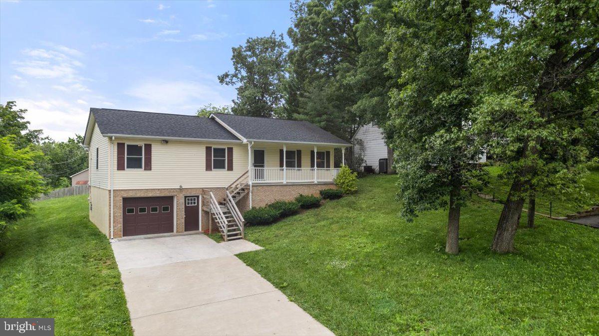 310 RIDGEFIELD AVE, STEPHENS CITY, Virginia 22655, 3 Bedrooms Bedrooms, ,2 BathroomsBathrooms,Residential,For sale,310 RIDGEFIELD AVE,VAFV2034990 MLS # VAFV2034990