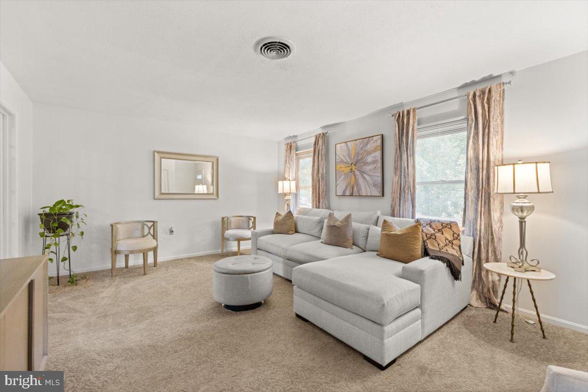 310 RIDGEFIELD AVE, STEPHENS CITY, Virginia 22655, 3 Bedrooms Bedrooms, ,2 BathroomsBathrooms,Residential,For sale,310 RIDGEFIELD AVE,VAFV2034990 MLS # VAFV2034990