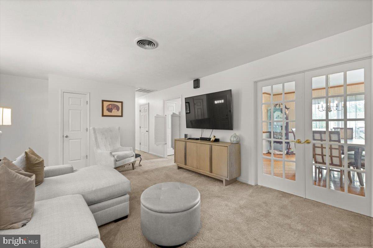 310 RIDGEFIELD AVE, STEPHENS CITY, Virginia 22655, 3 Bedrooms Bedrooms, ,2 BathroomsBathrooms,Residential,For sale,310 RIDGEFIELD AVE,VAFV2034990 MLS # VAFV2034990