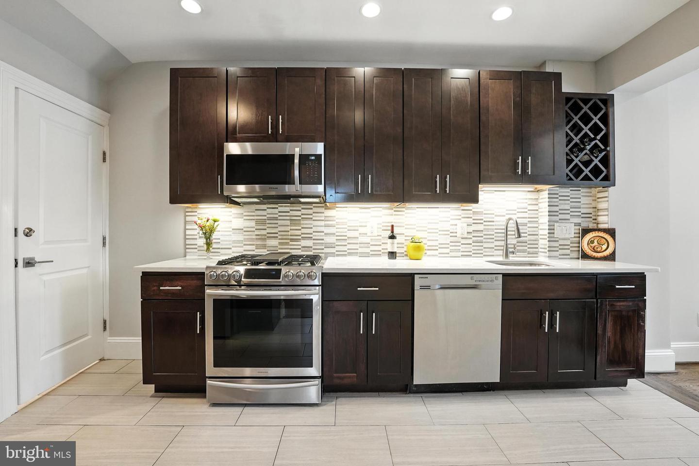 3831 FULTON ST NW, WASHINGTON, District Of Columbia 20007, 4 Bedrooms Bedrooms, ,4 BathroomsBathrooms,Residential,For sale,3831 FULTON ST NW,DCDC2206436 MLS # DCDC2206436