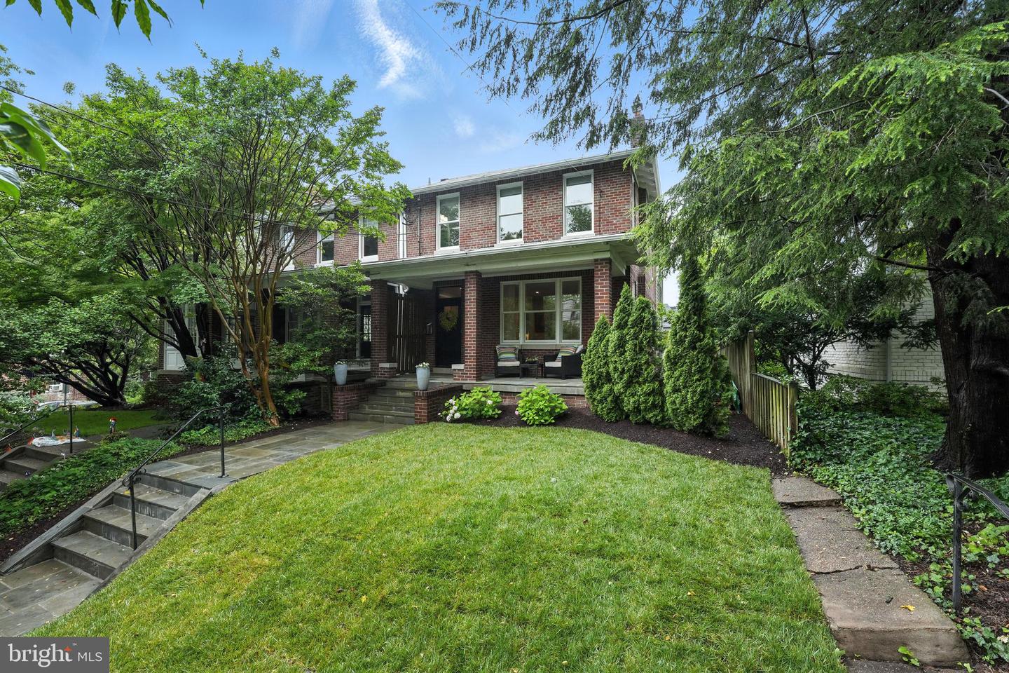 3831 FULTON ST NW, WASHINGTON, District Of Columbia 20007, 4 Bedrooms Bedrooms, ,4 BathroomsBathrooms,Residential,For sale,3831 FULTON ST NW,DCDC2206436 MLS # DCDC2206436