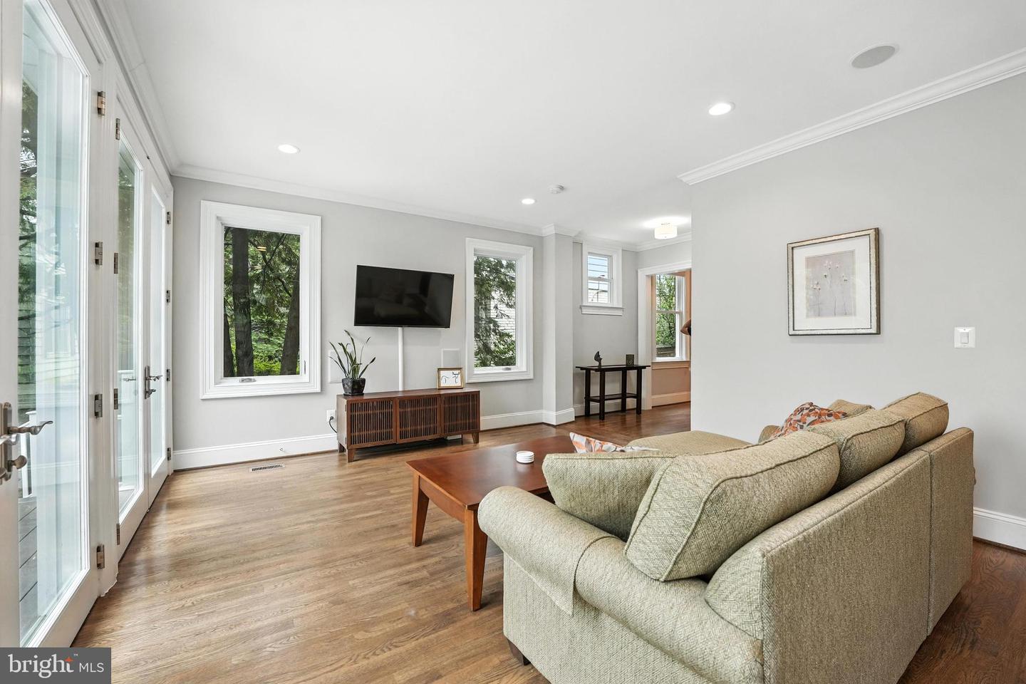 3831 FULTON ST NW, WASHINGTON, District Of Columbia 20007, 4 Bedrooms Bedrooms, ,4 BathroomsBathrooms,Residential,For sale,3831 FULTON ST NW,DCDC2206436 MLS # DCDC2206436