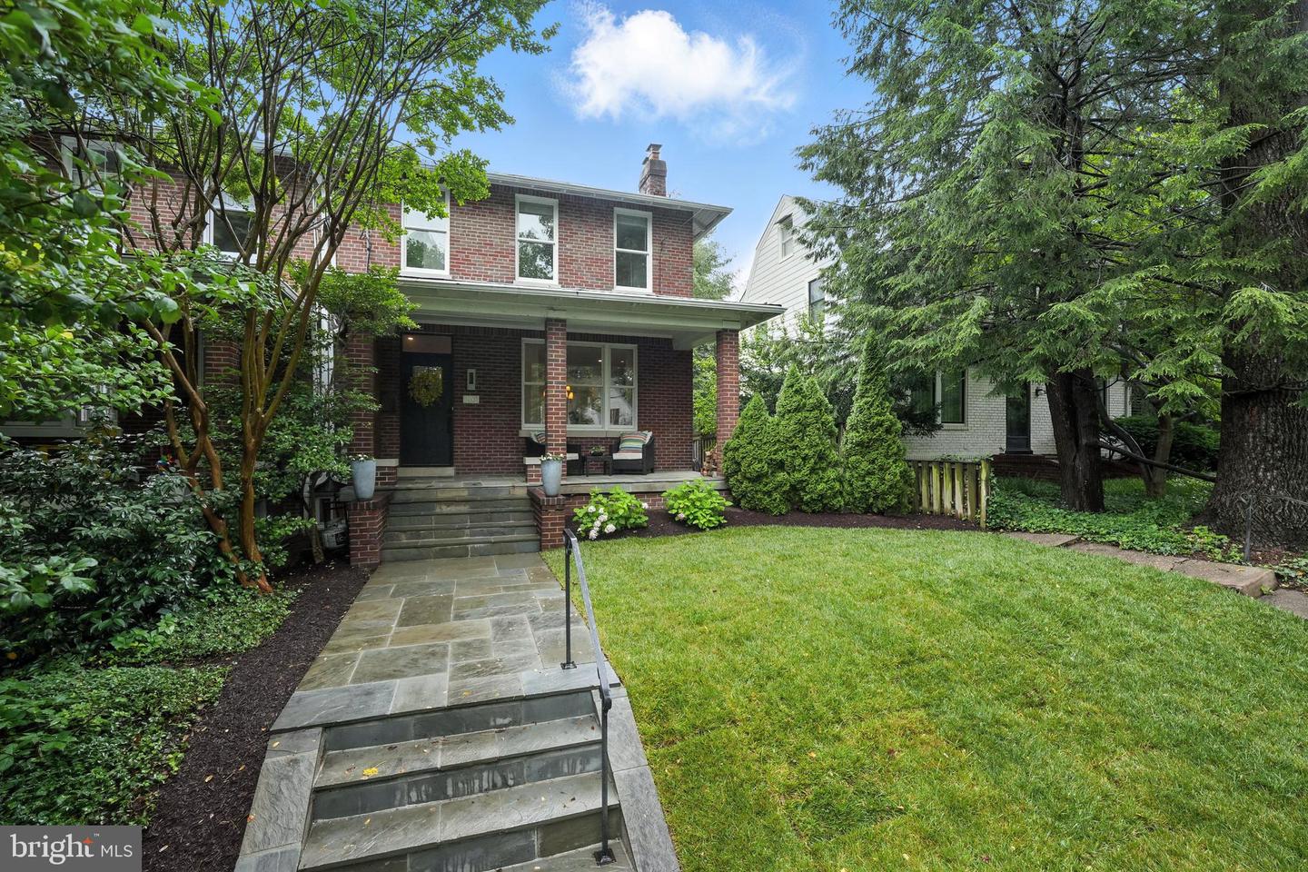 3831 FULTON ST NW, WASHINGTON, District Of Columbia 20007, 4 Bedrooms Bedrooms, ,4 BathroomsBathrooms,Residential,For sale,3831 FULTON ST NW,DCDC2206436 MLS # DCDC2206436