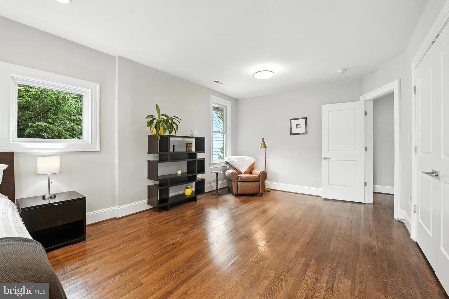 3831 FULTON ST NW, WASHINGTON, District Of Columbia 20007, 4 Bedrooms Bedrooms, ,4 BathroomsBathrooms,Residential,For sale,3831 FULTON ST NW,DCDC2206436 MLS # DCDC2206436