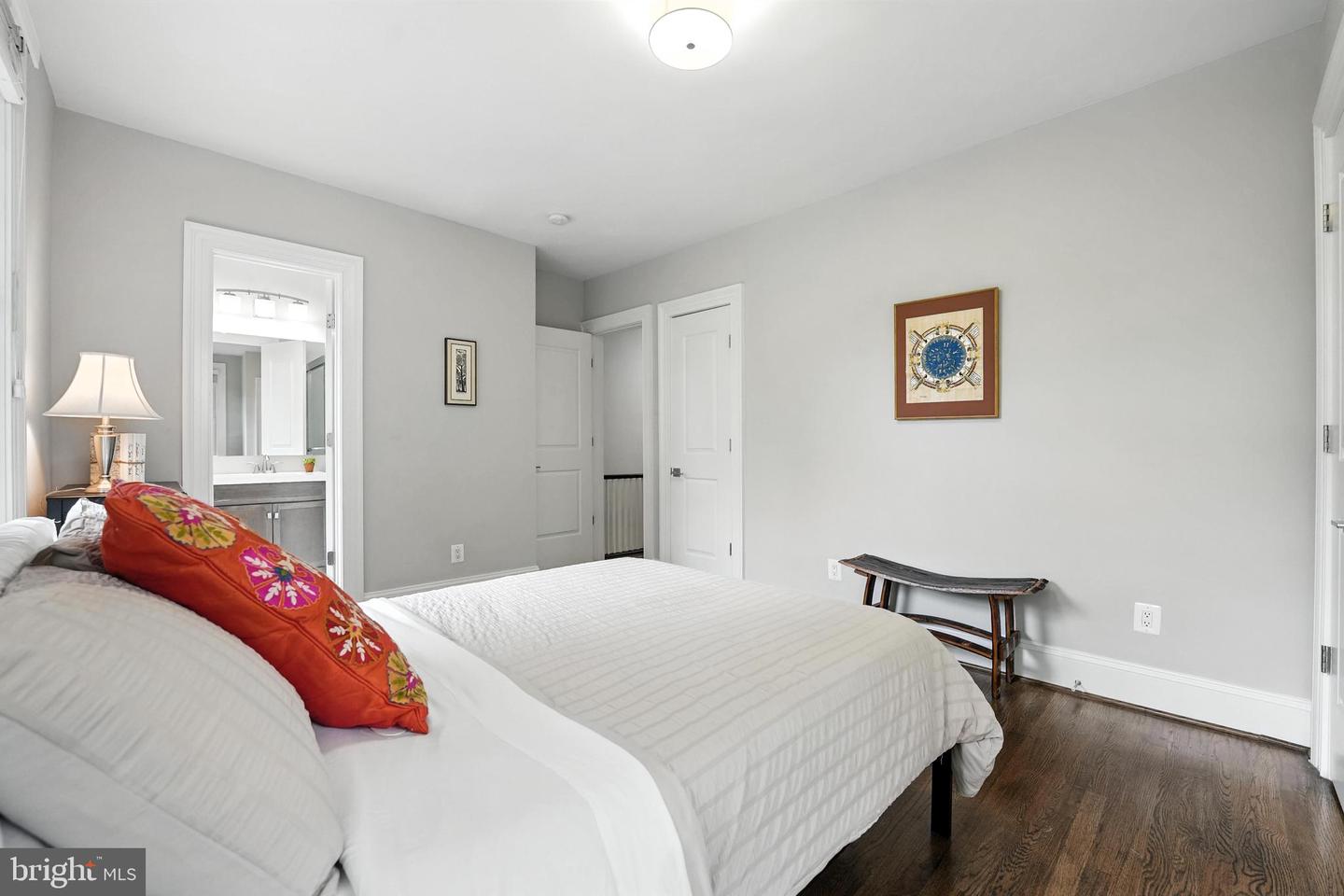 3831 FULTON ST NW, WASHINGTON, District Of Columbia 20007, 4 Bedrooms Bedrooms, ,4 BathroomsBathrooms,Residential,For sale,3831 FULTON ST NW,DCDC2206436 MLS # DCDC2206436