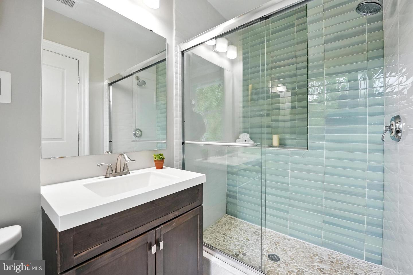 3831 FULTON ST NW, WASHINGTON, District Of Columbia 20007, 4 Bedrooms Bedrooms, ,4 BathroomsBathrooms,Residential,For sale,3831 FULTON ST NW,DCDC2206436 MLS # DCDC2206436