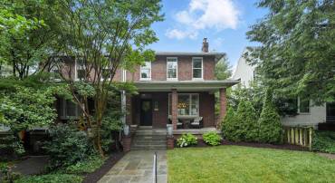 3831 FULTON ST NW, WASHINGTON, District Of Columbia 20007, 4 Bedrooms Bedrooms, ,4 BathroomsBathrooms,Residential,For sale,3831 FULTON ST NW,DCDC2206436 MLS # DCDC2206436