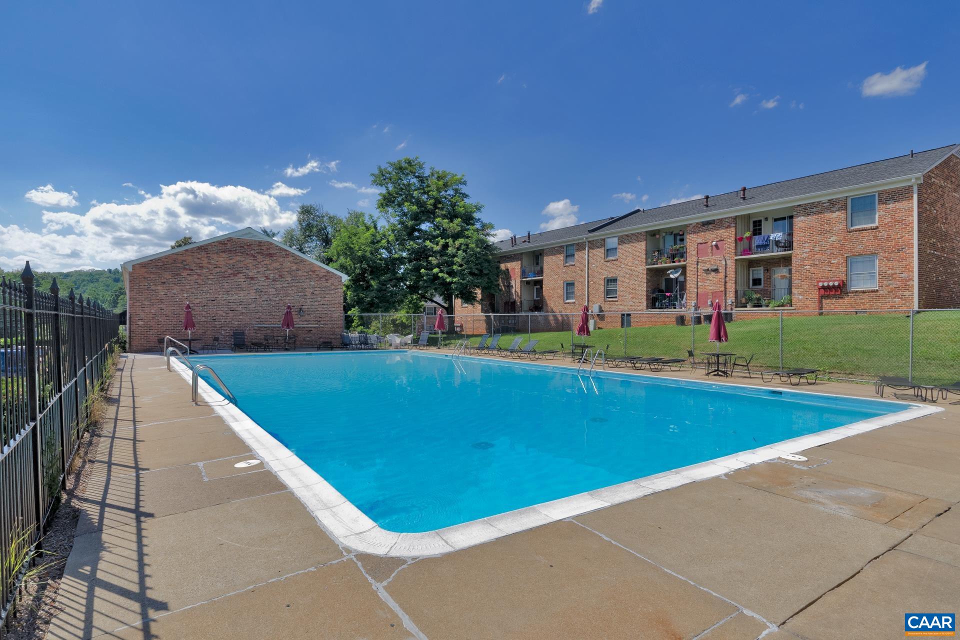 2421 BARRACKS PL, CHARLOTTESVILLE, Virginia 22901, 2 Bedrooms Bedrooms, ,1 BathroomBathrooms,Residential,Hessian Hills 2421-4,2421 BARRACKS PL,665902 MLS # 665902