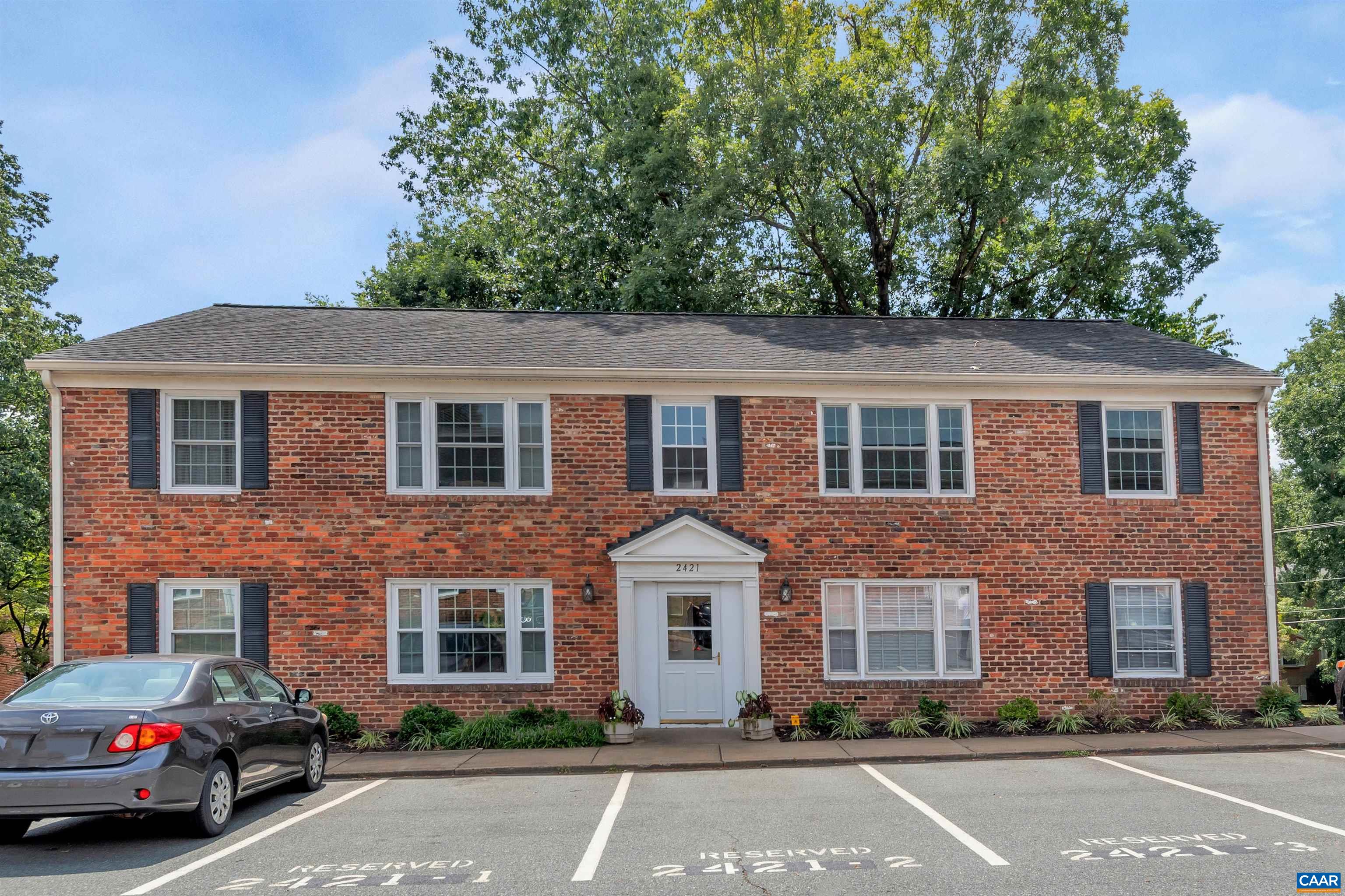 2421 BARRACKS PL, CHARLOTTESVILLE, Virginia 22901, 2 Bedrooms Bedrooms, ,1 BathroomBathrooms,Residential,Hessian Hills 2421-4,2421 BARRACKS PL,665902 MLS # 665902