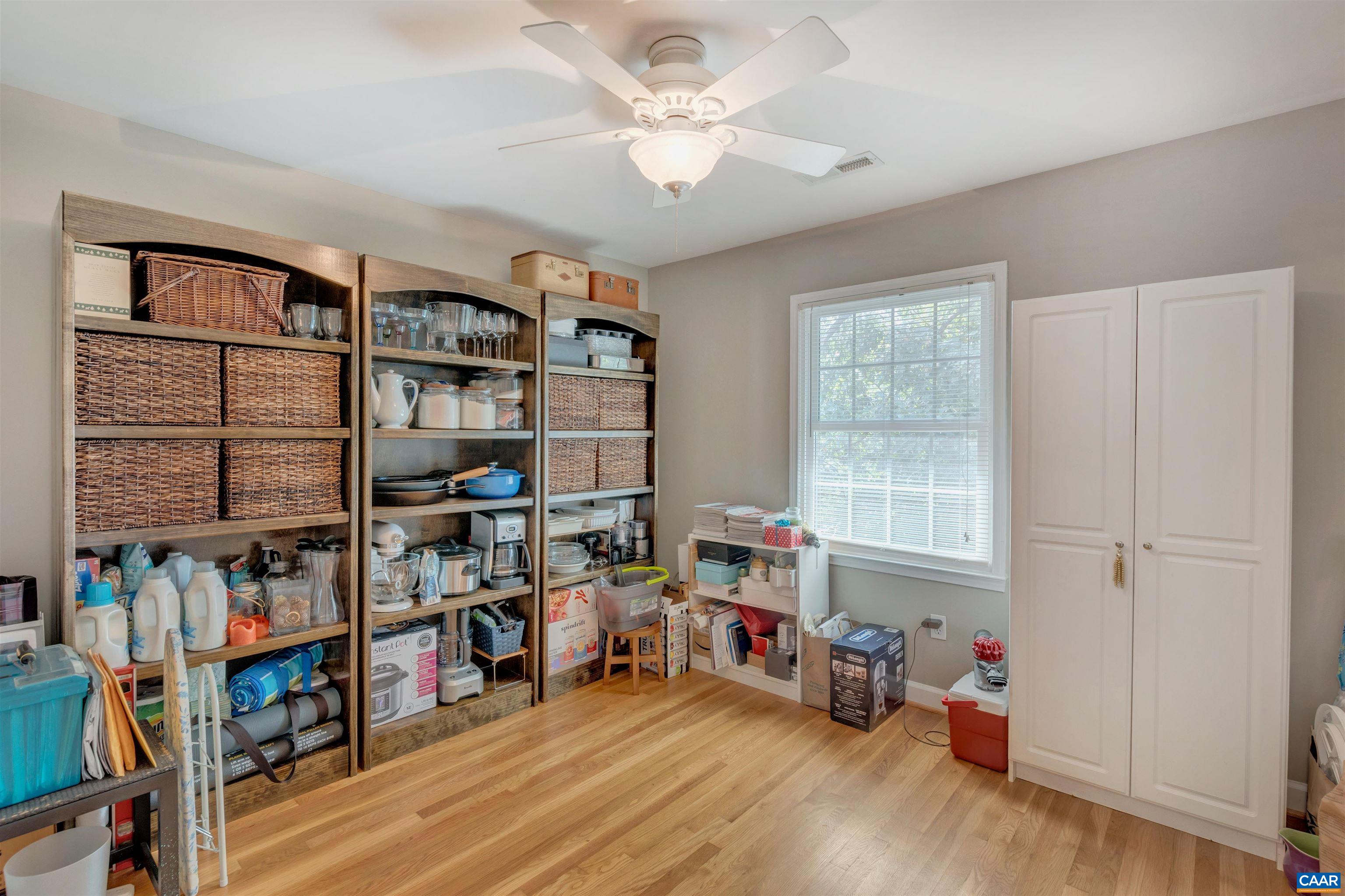 2421 BARRACKS PL, CHARLOTTESVILLE, Virginia 22901, 2 Bedrooms Bedrooms, ,1 BathroomBathrooms,Residential,Hessian Hills 2421-4,2421 BARRACKS PL,665902 MLS # 665902