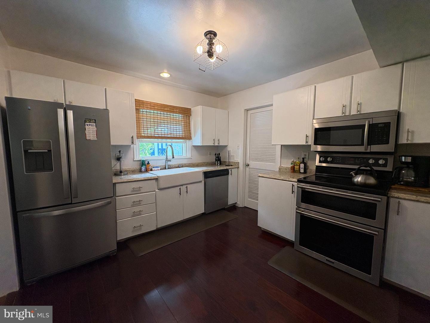 4105 SUNBURST CT, ALEXANDRIA, Virginia 22303, 3 Bedrooms Bedrooms, ,2 BathroomsBathrooms,Residential,For sale,4105 SUNBURST CT,VAFX2248920 MLS # VAFX2248920