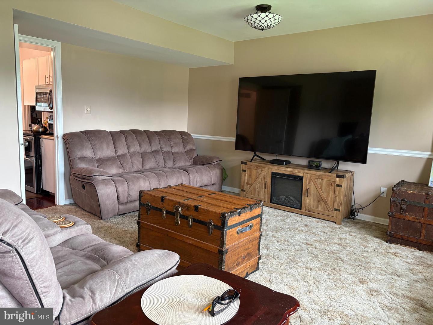 4105 SUNBURST CT, ALEXANDRIA, Virginia 22303, 3 Bedrooms Bedrooms, ,2 BathroomsBathrooms,Residential,For sale,4105 SUNBURST CT,VAFX2248920 MLS # VAFX2248920