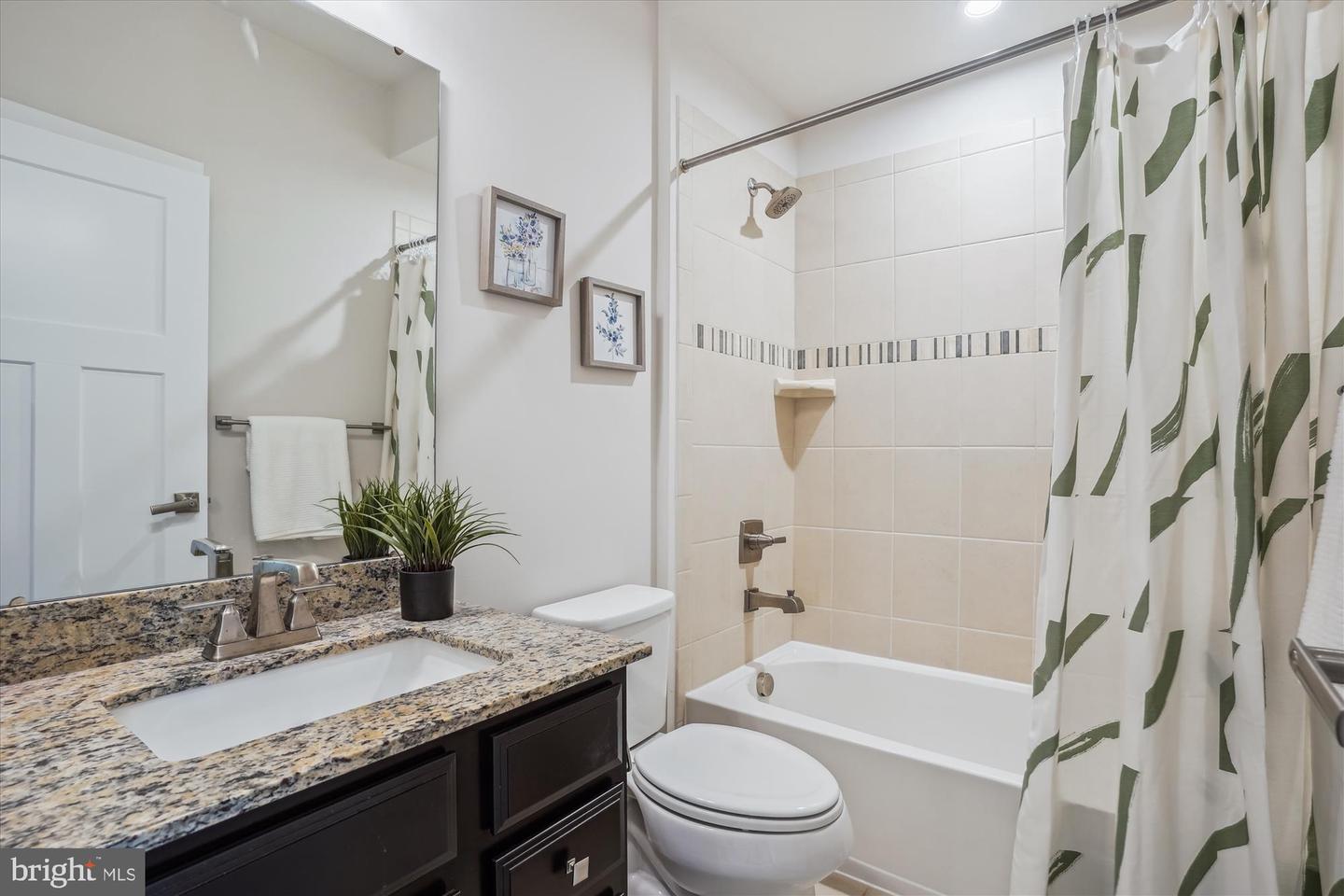 18004 RED CEDAR RD, DUMFRIES, Virginia 22026, 4 Bedrooms Bedrooms, ,4 BathroomsBathrooms,Residential,For sale,18004 RED CEDAR RD,VAPW2097452 MLS # VAPW2097452