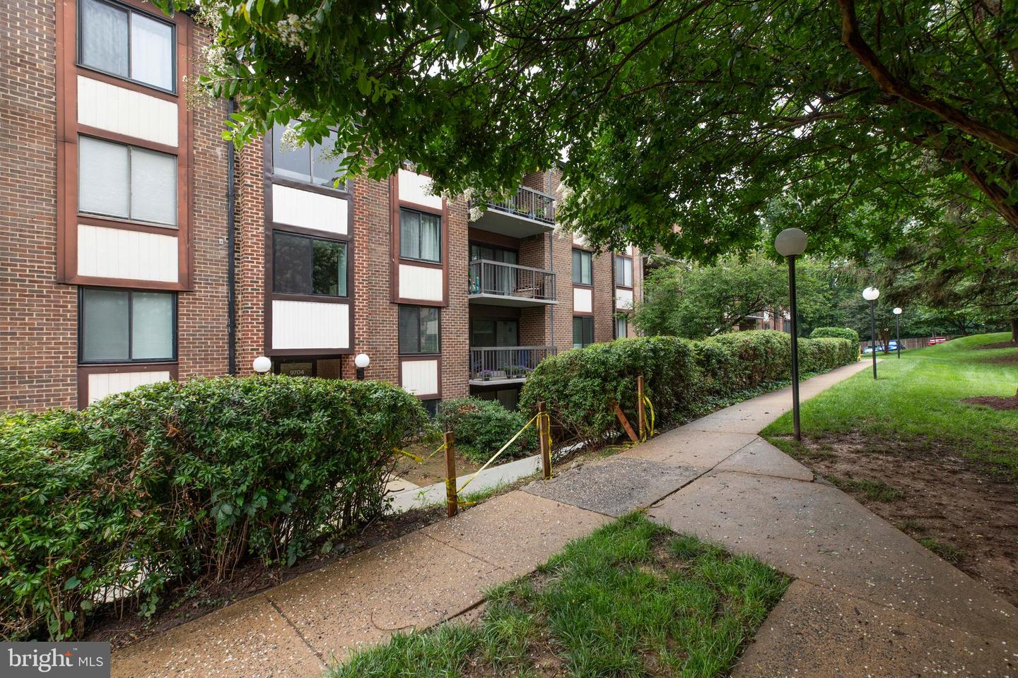 9704 KINGSBRIDGE DR #203, FAIRFAX, Virginia 22031, 1 Bedroom Bedrooms, ,1 BathroomBathrooms,Residential,For sale,9704 KINGSBRIDGE DR #203,VAFX2248978 MLS # VAFX2248978