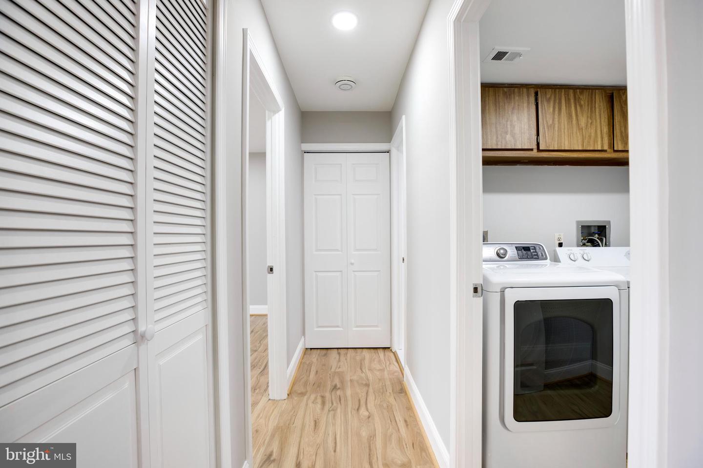 9704 KINGSBRIDGE DR #203, FAIRFAX, Virginia 22031, 1 Bedroom Bedrooms, ,1 BathroomBathrooms,Residential,For sale,9704 KINGSBRIDGE DR #203,VAFX2248978 MLS # VAFX2248978