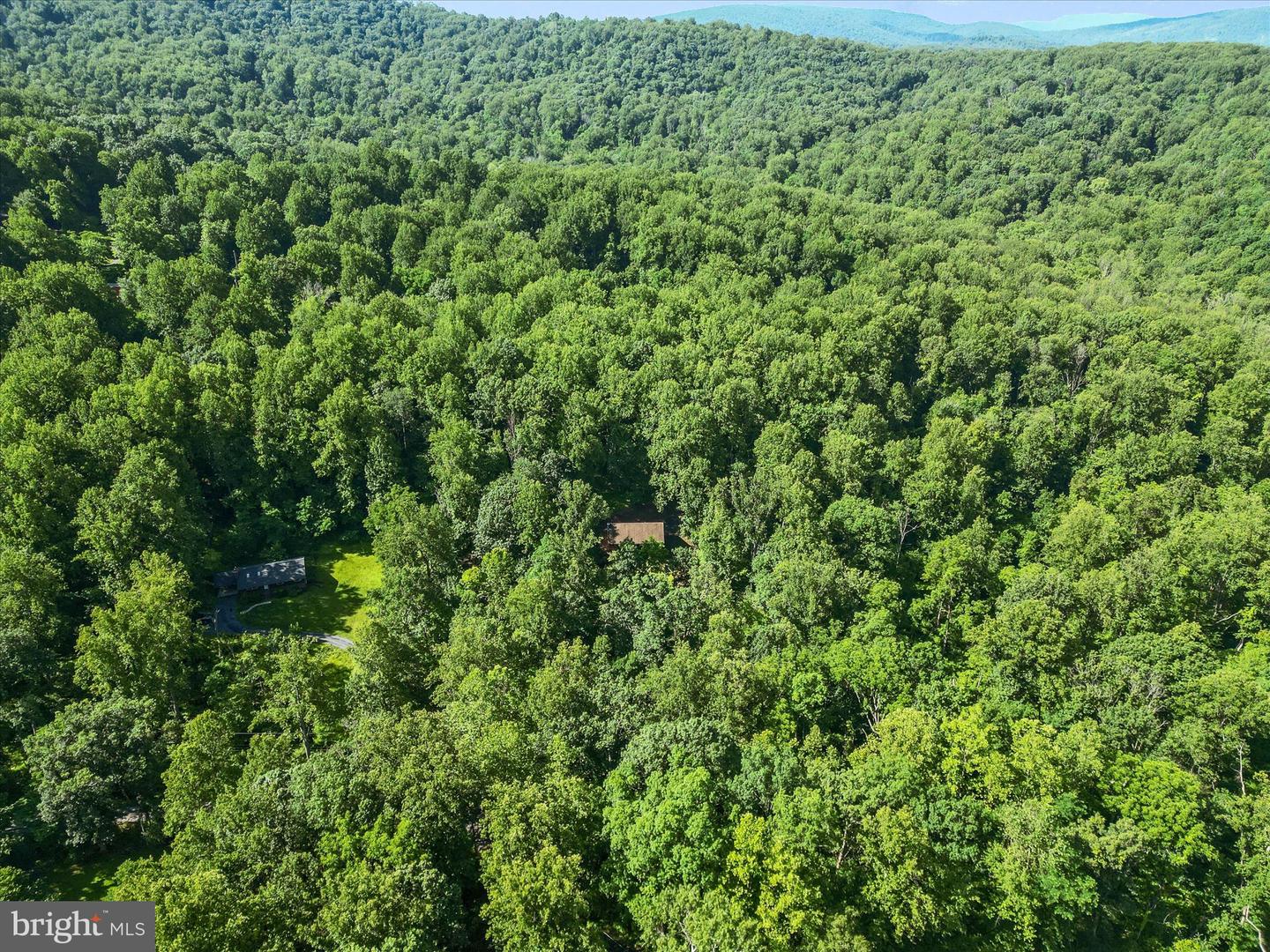 181 HIGH KNOB CT, FRONT ROYAL, Virginia 22630, 3 Bedrooms Bedrooms, ,2 BathroomsBathrooms,Residential,For sale,181 HIGH KNOB CT,VAWR2011524 MLS # VAWR2011524