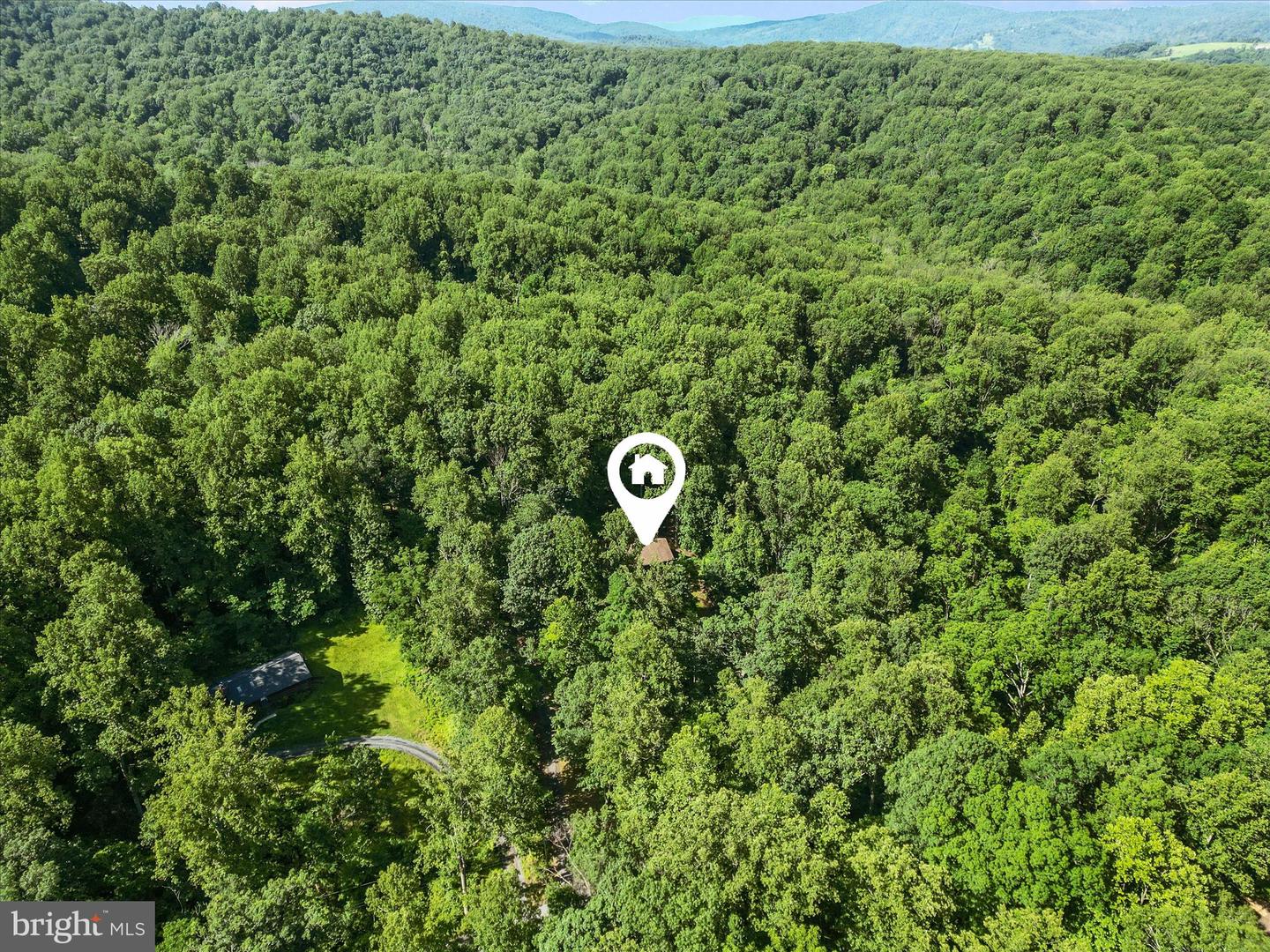 181 HIGH KNOB CT, FRONT ROYAL, Virginia 22630, 3 Bedrooms Bedrooms, ,2 BathroomsBathrooms,Residential,For sale,181 HIGH KNOB CT,VAWR2011524 MLS # VAWR2011524