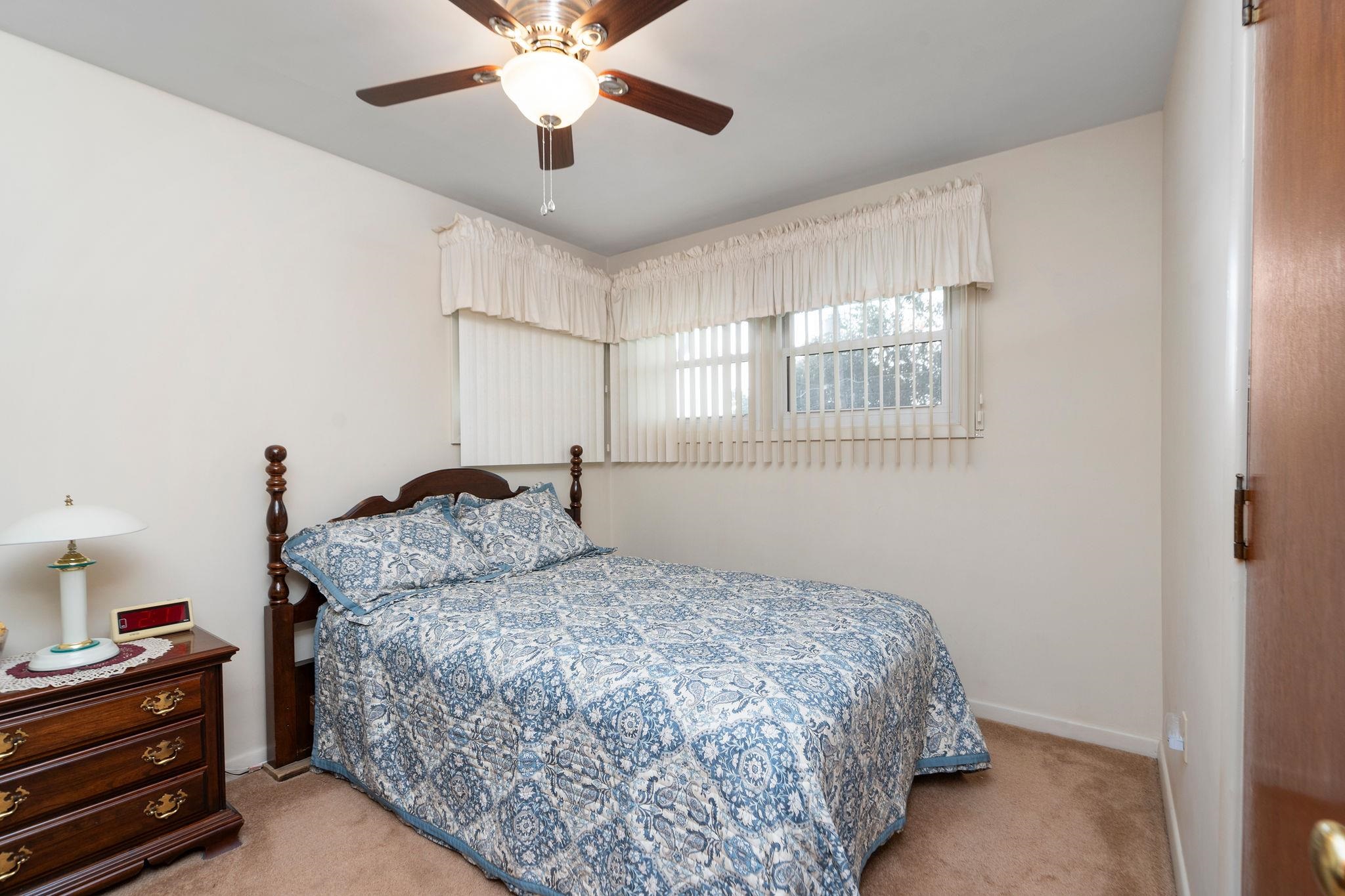 2517 N SHARLAINE DR, STAUNTON, Virginia 24401, 3 Bedrooms Bedrooms, ,1 BathroomBathrooms,Residential,2517 N SHARLAINE DR,666007 MLS # 666007