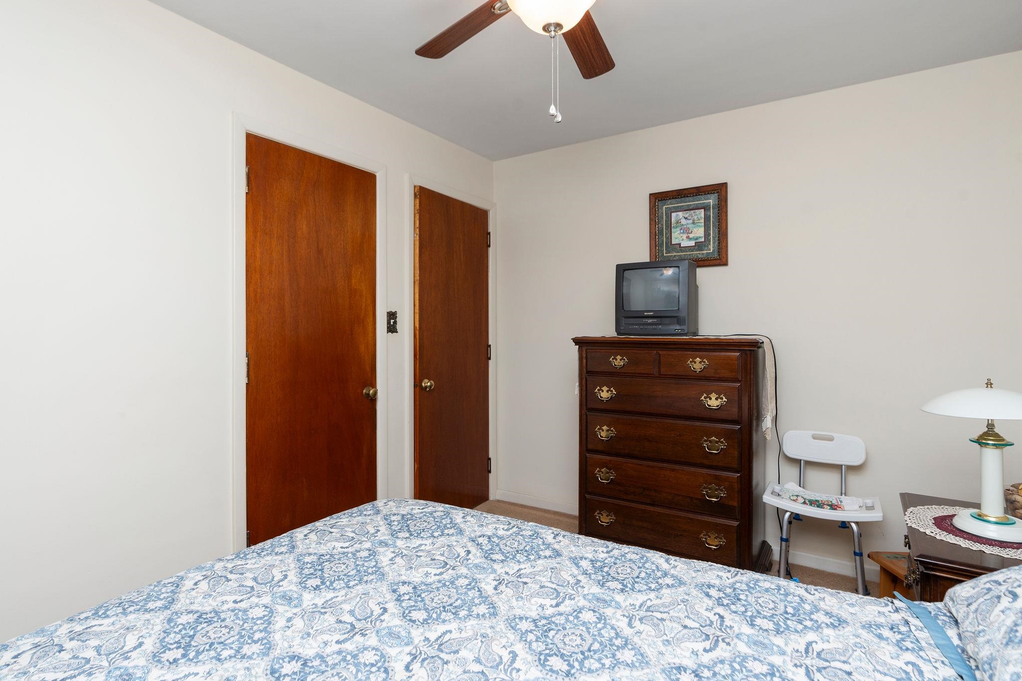 2517 N SHARLAINE DR, STAUNTON, Virginia 24401, 3 Bedrooms Bedrooms, ,1 BathroomBathrooms,Residential,2517 N SHARLAINE DR,666007 MLS # 666007