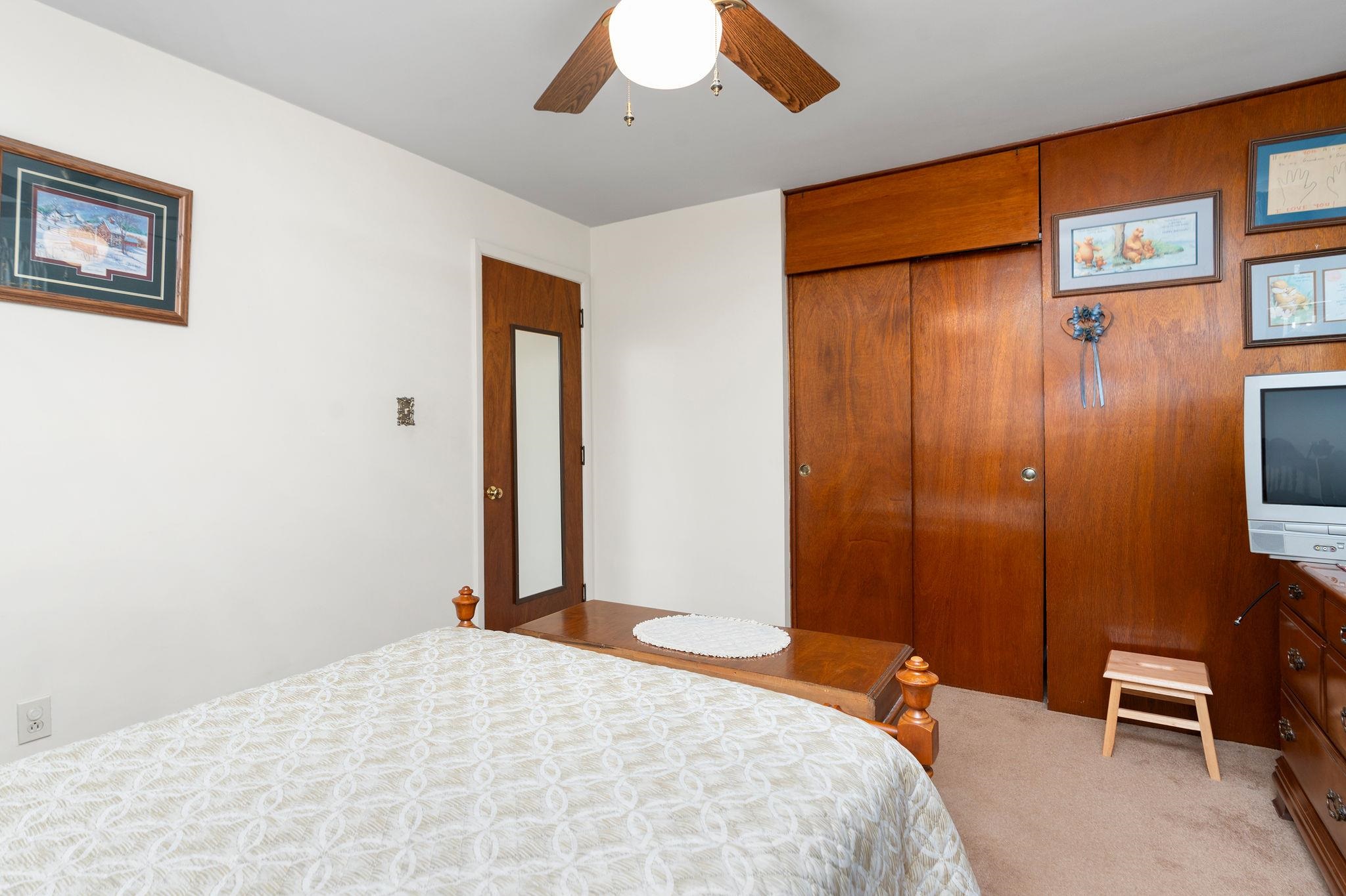 2517 N SHARLAINE DR, STAUNTON, Virginia 24401, 3 Bedrooms Bedrooms, ,1 BathroomBathrooms,Residential,2517 N SHARLAINE DR,666007 MLS # 666007