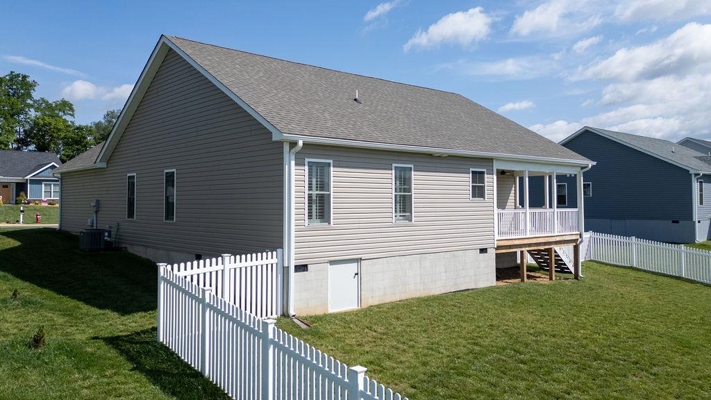 170 LINDBURGH DR, WAYNESBORO, Virginia 22980, 3 Bedrooms Bedrooms, ,2 BathroomsBathrooms,Residential,170 LINDBURGH DR,666008 MLS # 666008