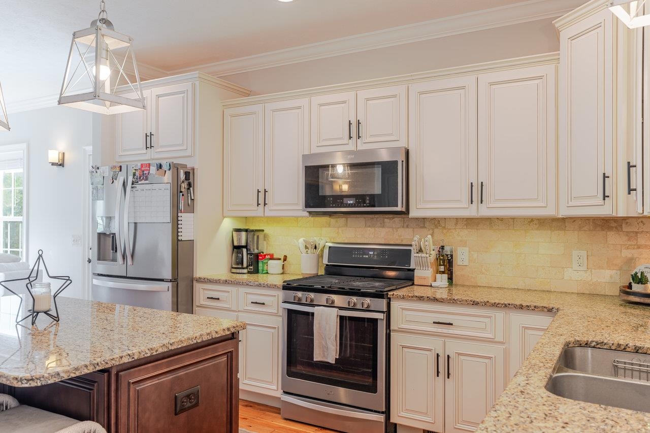 731 HIDDEN BROOK RD, MCGAHEYSVILLE, Virginia 22840, 5 Bedrooms Bedrooms, ,4 BathroomsBathrooms,Residential,731 HIDDEN BROOK RD,666011 MLS # 666011