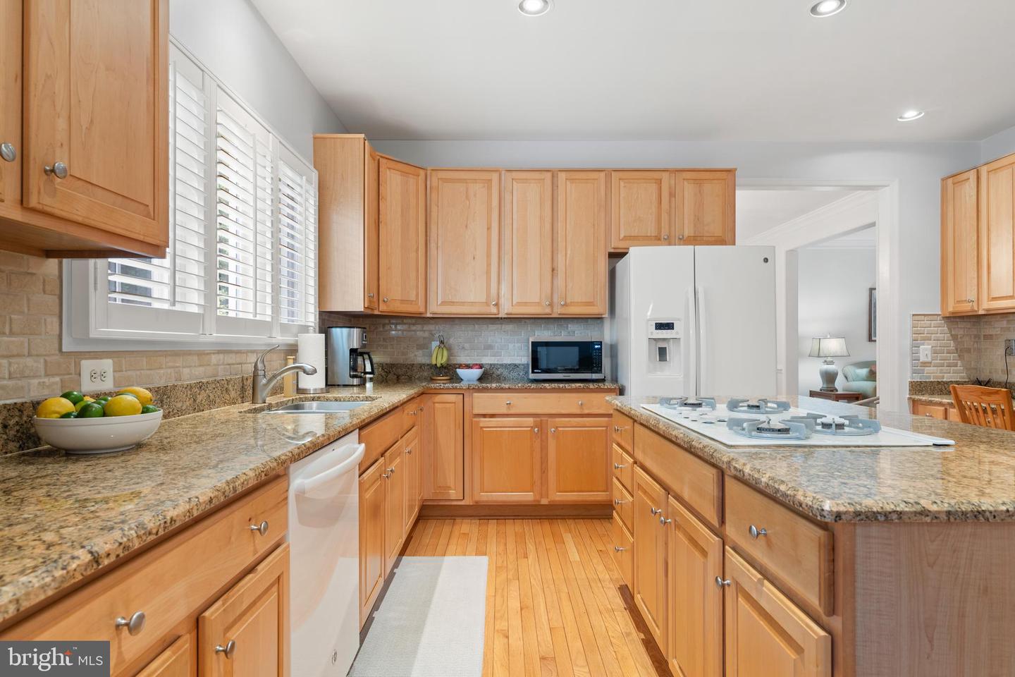 6847 CREEK CREST WAY, SPRINGFIELD, Virginia 22150, 5 Bedrooms Bedrooms, ,4 BathroomsBathrooms,Residential,For sale,6847 CREEK CREST WAY,VAFX2248974 MLS # VAFX2248974