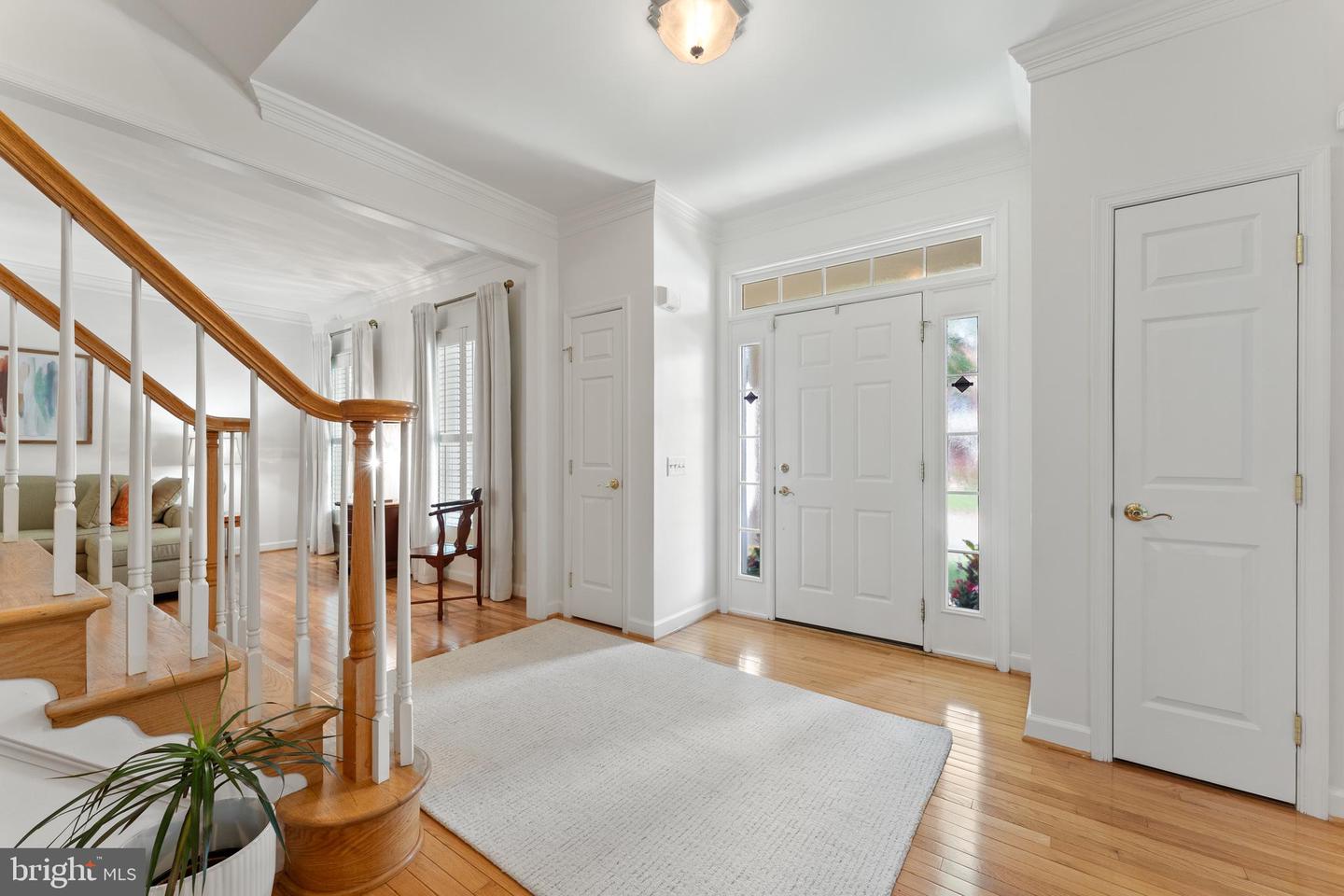 6847 CREEK CREST WAY, SPRINGFIELD, Virginia 22150, 5 Bedrooms Bedrooms, ,4 BathroomsBathrooms,Residential,For sale,6847 CREEK CREST WAY,VAFX2248974 MLS # VAFX2248974