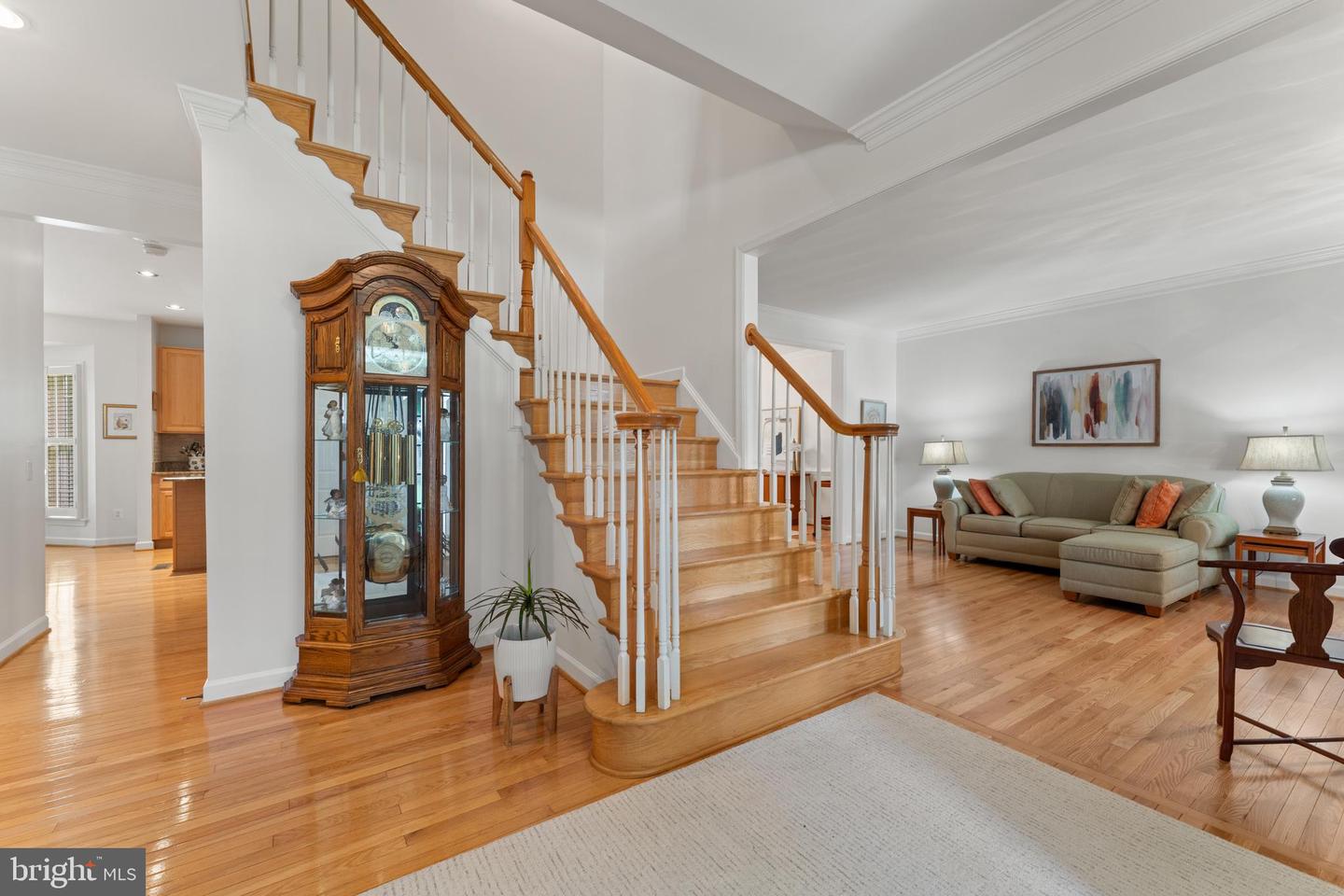 6847 CREEK CREST WAY, SPRINGFIELD, Virginia 22150, 5 Bedrooms Bedrooms, ,4 BathroomsBathrooms,Residential,For sale,6847 CREEK CREST WAY,VAFX2248974 MLS # VAFX2248974