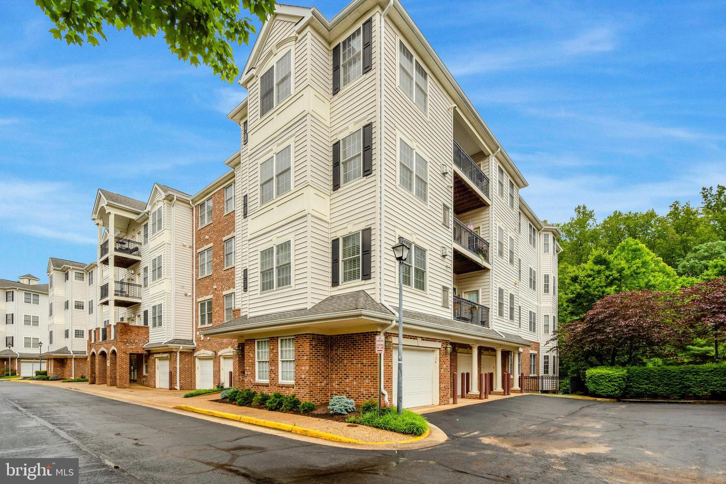 20810 NOBLE TER #104, STERLING, Virginia 20165, 3 Bedrooms Bedrooms, ,2 BathroomsBathrooms,Residential,For sale,20810 NOBLE TER #104,VALO2100026 MLS # VALO2100026