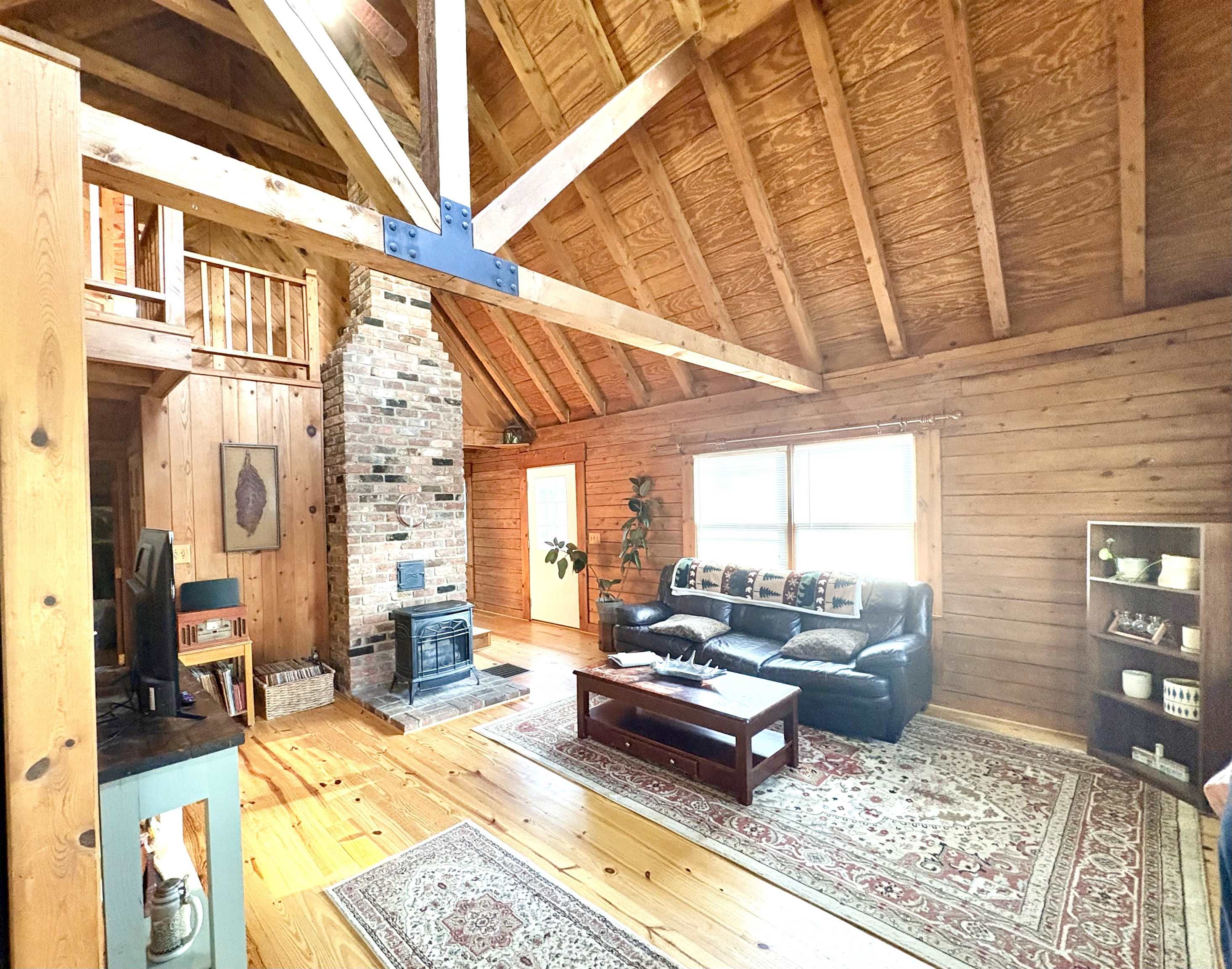 79 RIVER RIDGE RD, VERONA, Virginia 24482, 2 Bedrooms Bedrooms, ,2 BathroomsBathrooms,Residential,79 RIVER RIDGE RD,666013 MLS # 666013