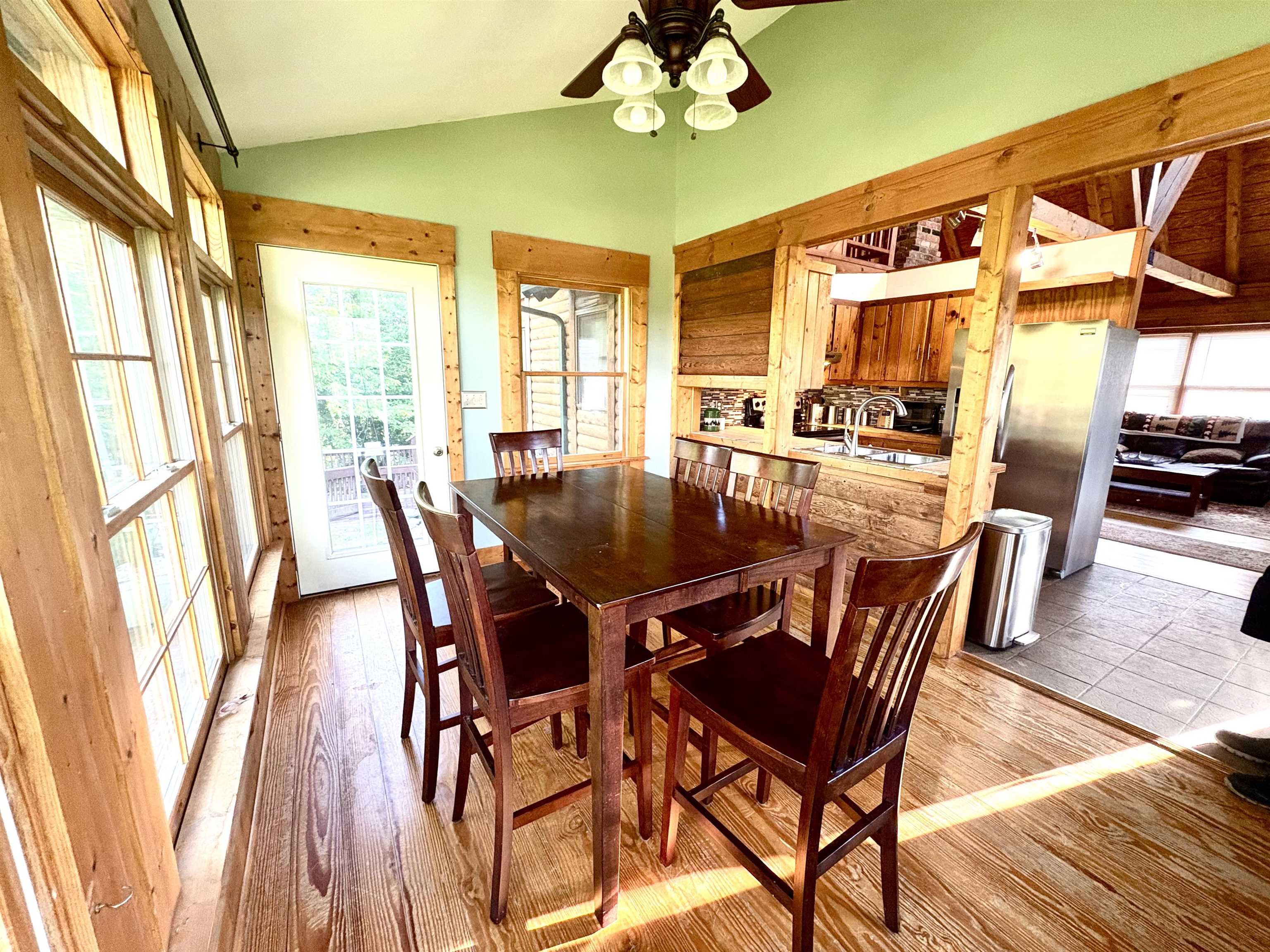79 RIVER RIDGE RD, VERONA, Virginia 24482, 2 Bedrooms Bedrooms, ,2 BathroomsBathrooms,Residential,79 RIVER RIDGE RD,666013 MLS # 666013