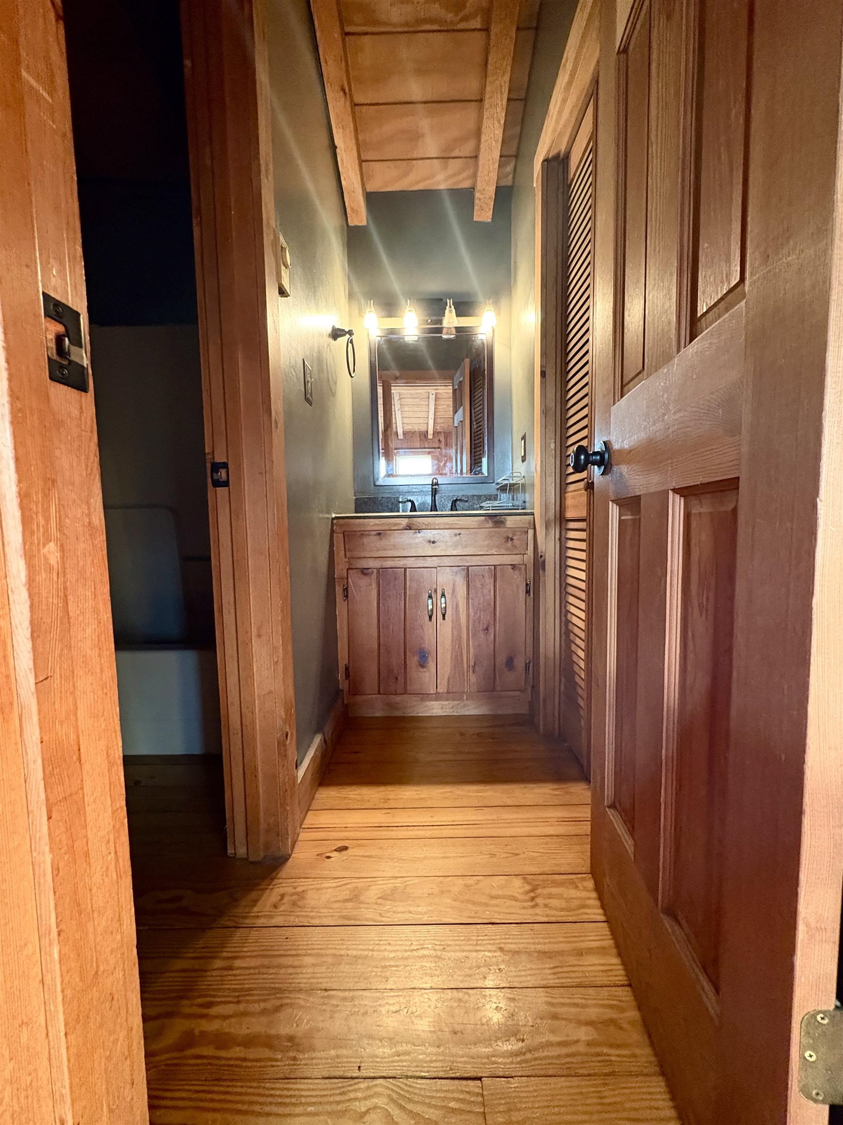 79 RIVER RIDGE RD, VERONA, Virginia 24482, 2 Bedrooms Bedrooms, ,2 BathroomsBathrooms,Residential,79 RIVER RIDGE RD,666013 MLS # 666013