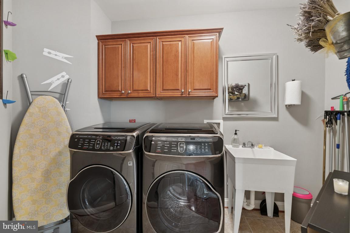 16070 SAINTE MARIE CT, HAMILTON, Virginia 20158, 5 Bedrooms Bedrooms, ,4 BathroomsBathrooms,Residential,For sale,16070 SAINTE MARIE CT,VALO2099960 MLS # VALO2099960