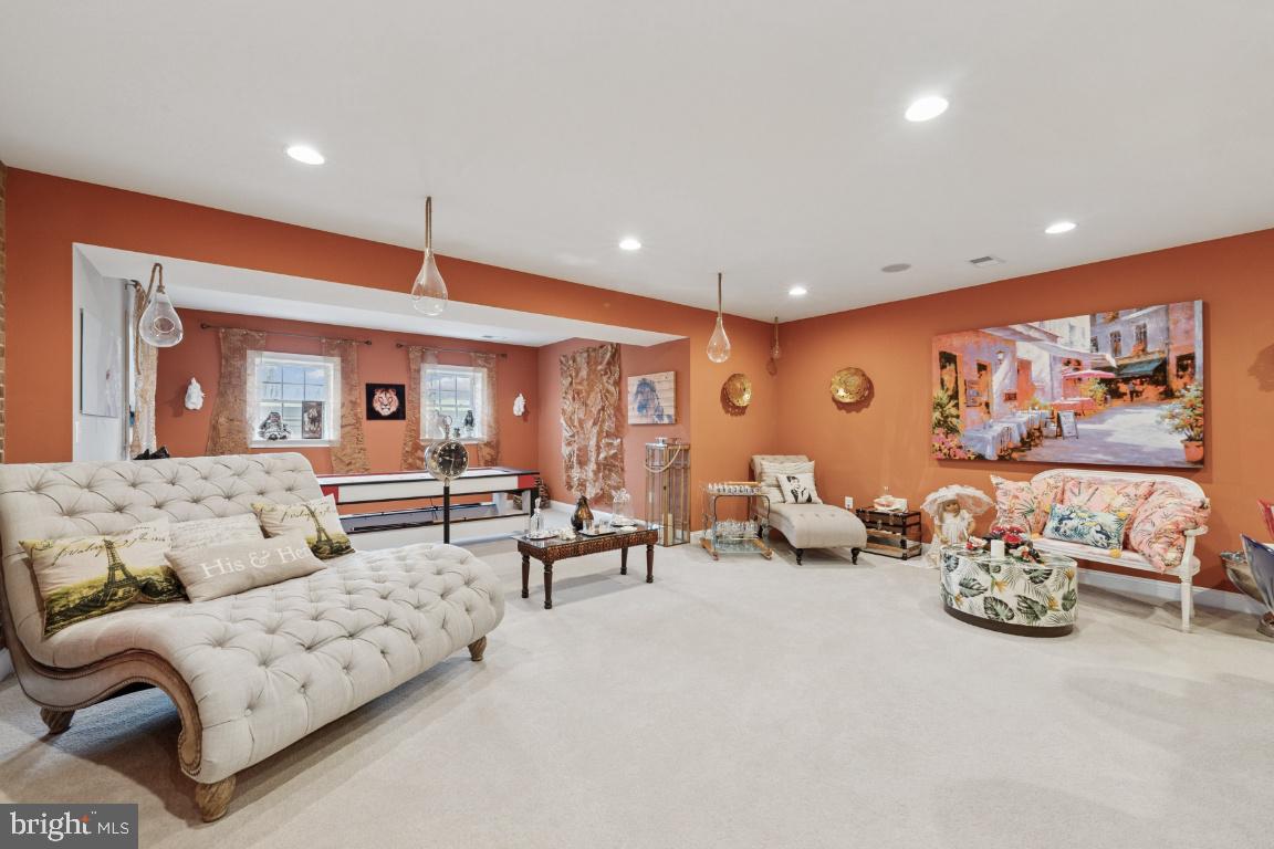 16070 SAINTE MARIE CT, HAMILTON, Virginia 20158, 5 Bedrooms Bedrooms, ,4 BathroomsBathrooms,Residential,For sale,16070 SAINTE MARIE CT,VALO2099960 MLS # VALO2099960