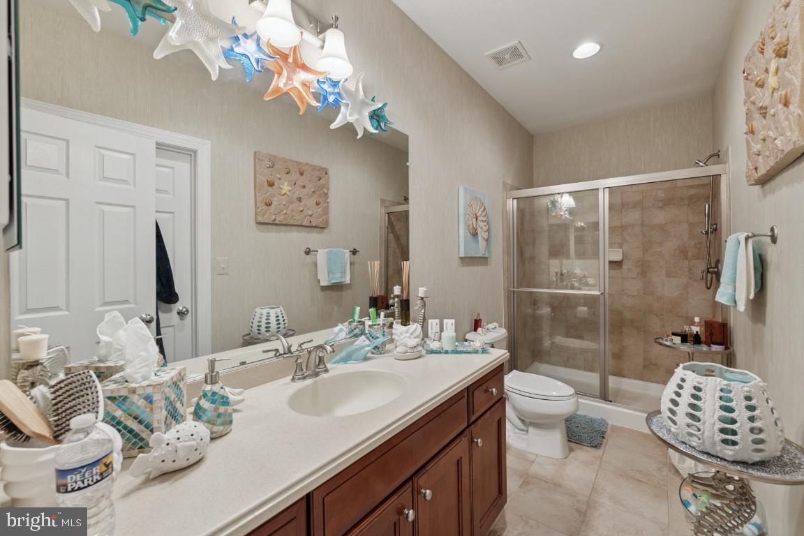 16070 SAINTE MARIE CT, HAMILTON, Virginia 20158, 5 Bedrooms Bedrooms, ,4 BathroomsBathrooms,Residential,For sale,16070 SAINTE MARIE CT,VALO2099960 MLS # VALO2099960