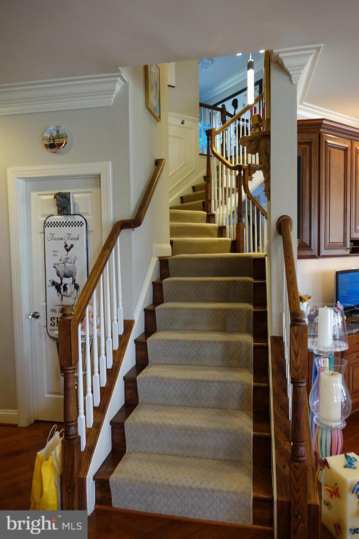 16070 SAINTE MARIE CT, HAMILTON, Virginia 20158, 5 Bedrooms Bedrooms, ,4 BathroomsBathrooms,Residential,For sale,16070 SAINTE MARIE CT,VALO2099960 MLS # VALO2099960